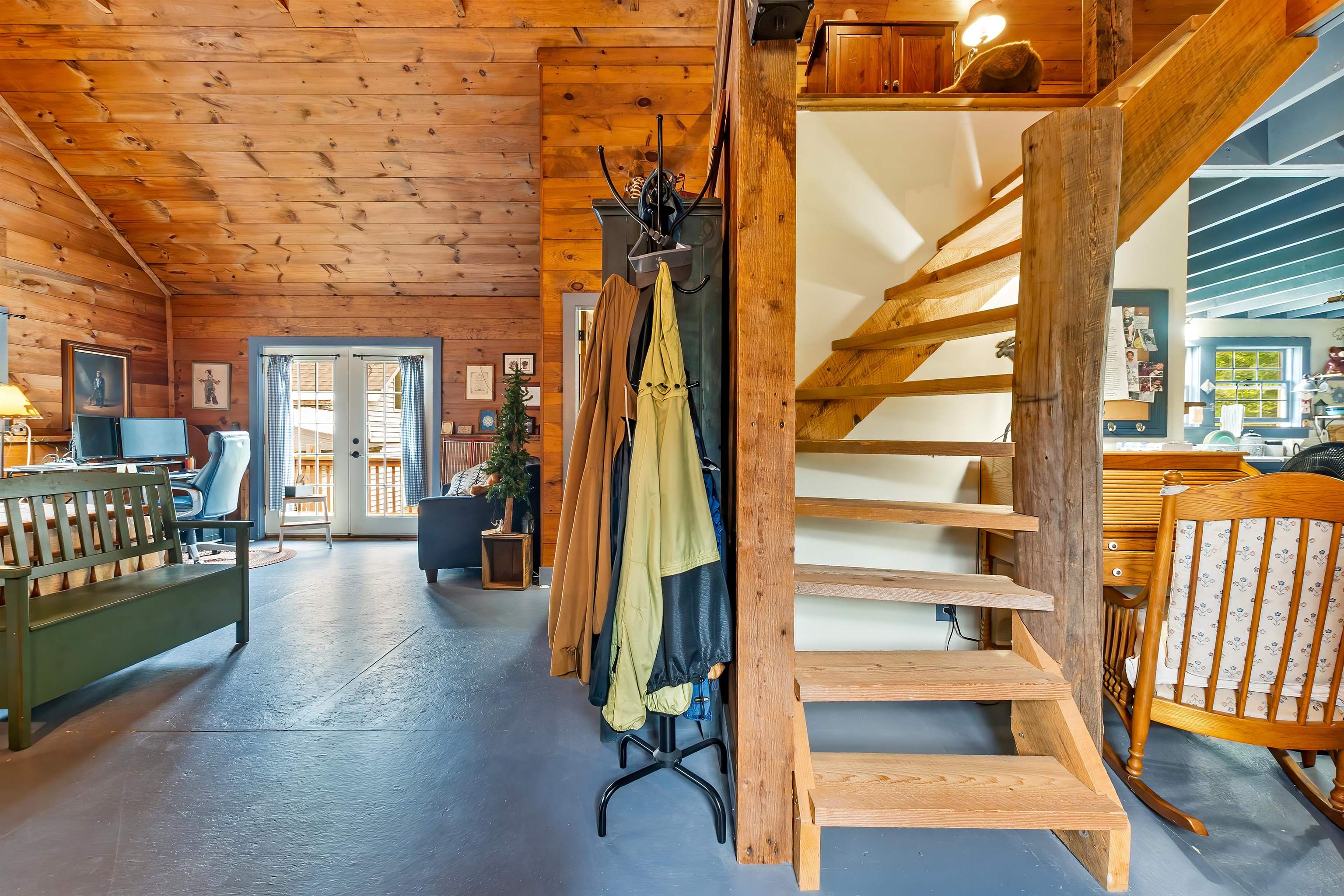 main property photo 40