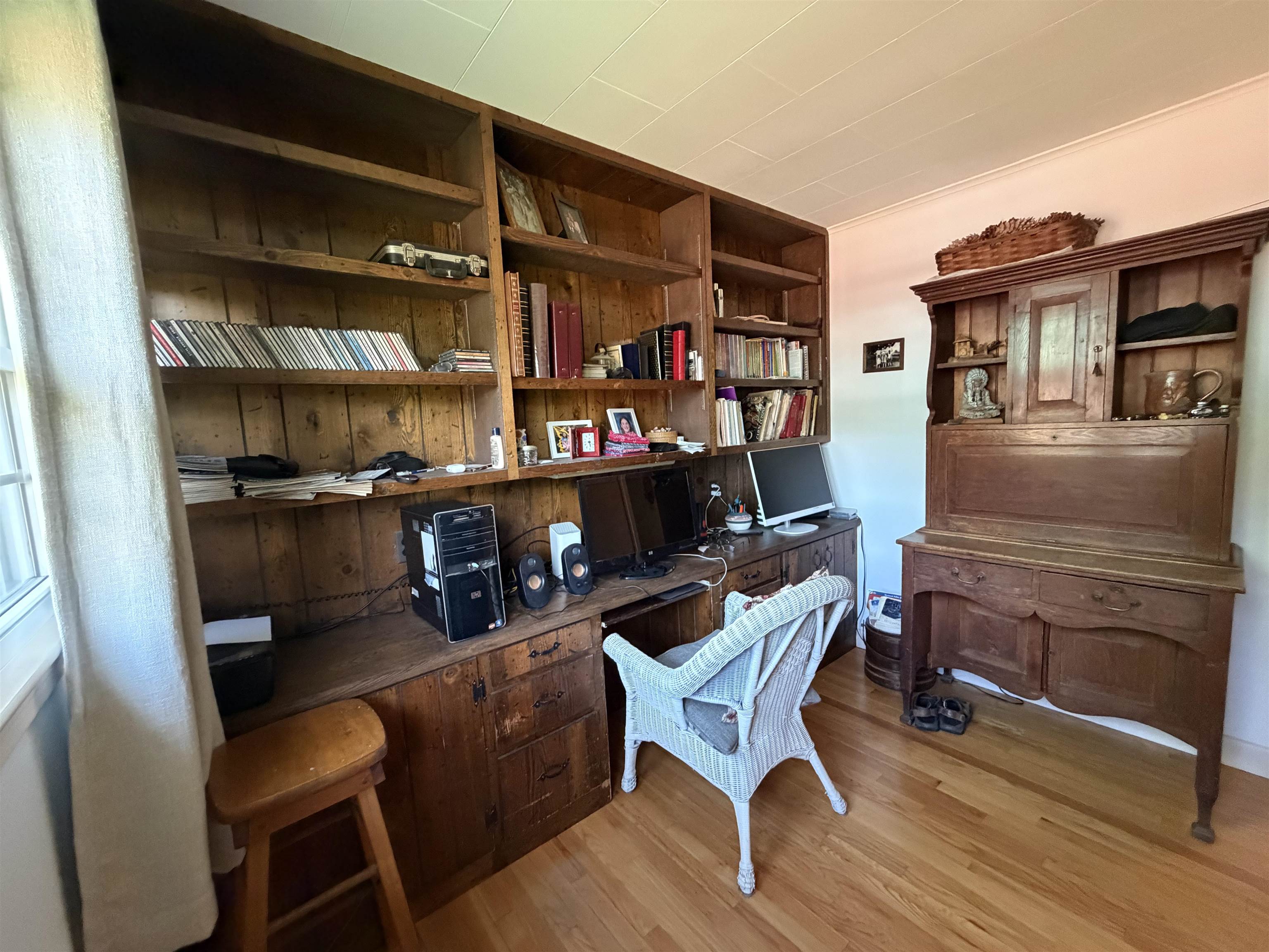 main property photo 33