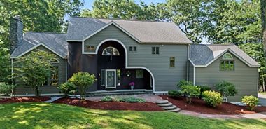 image of property with 4 Bed | 4 Bath | 5,862 Sqft