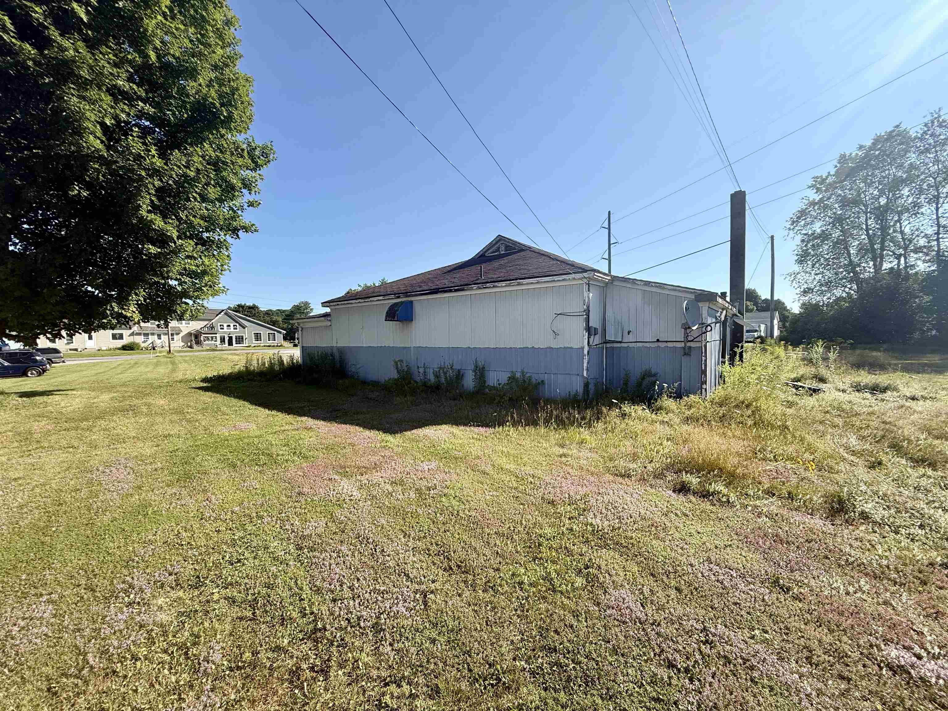 main property photo 15