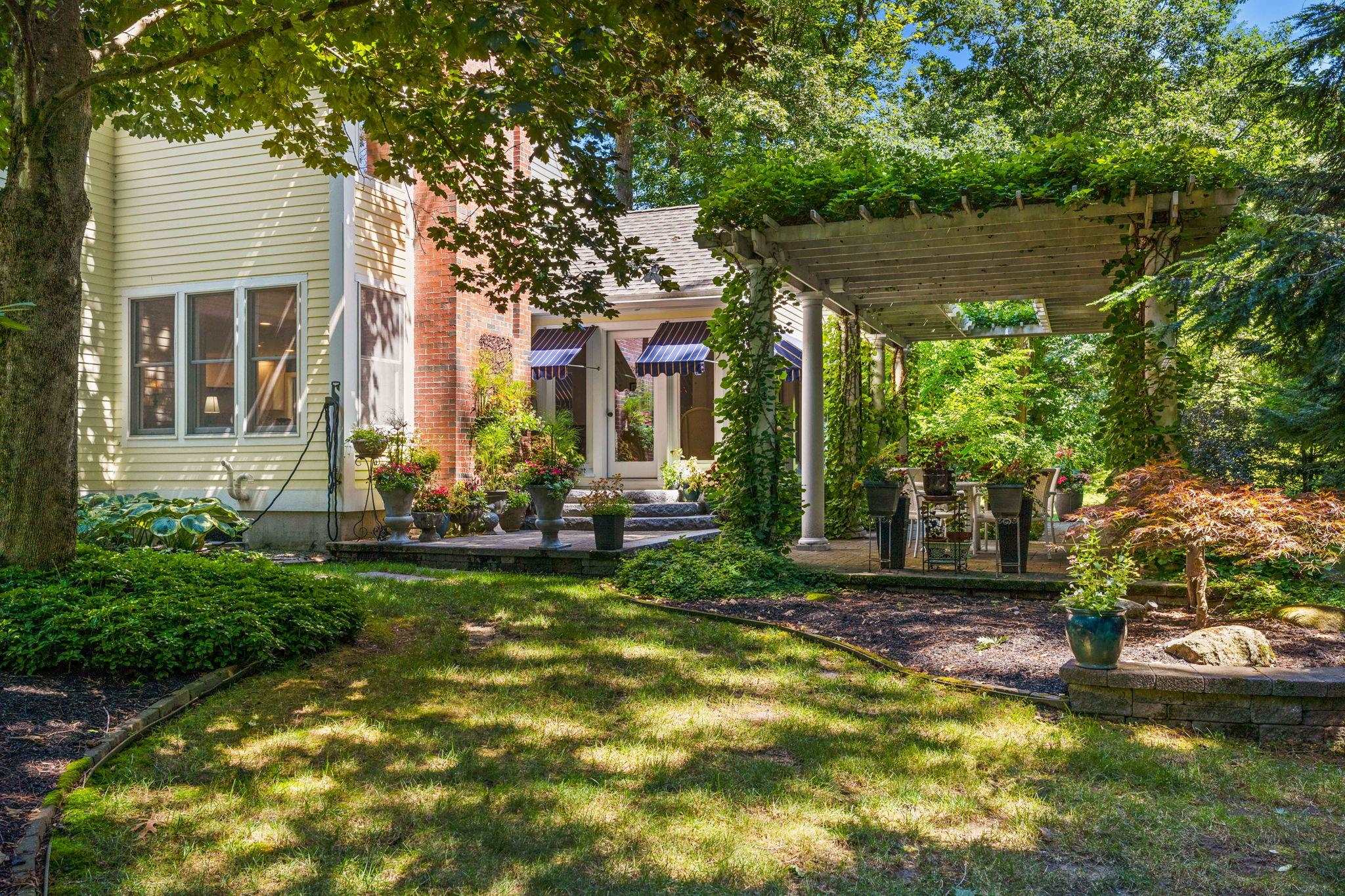 main property photo 45