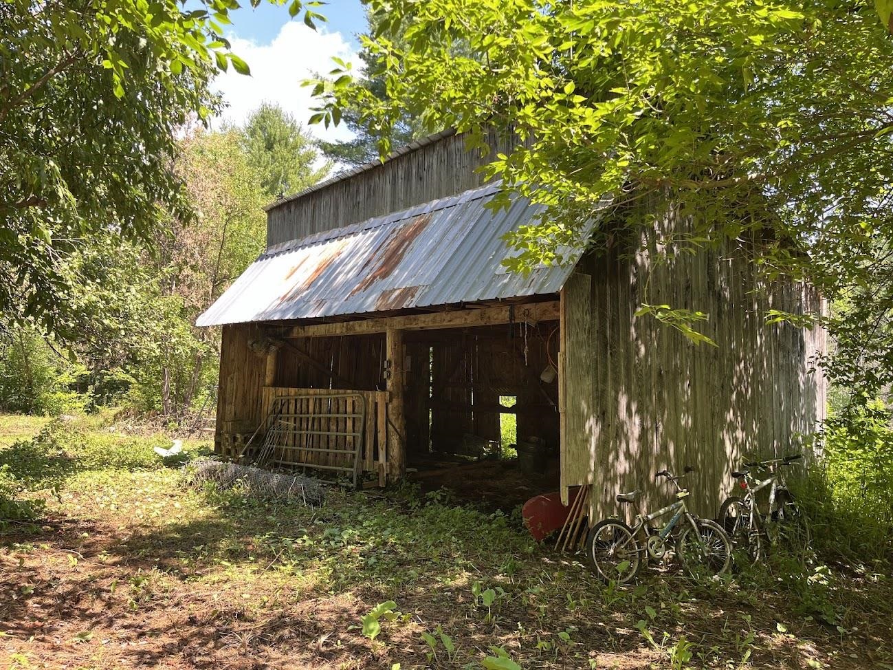 main property photo 21