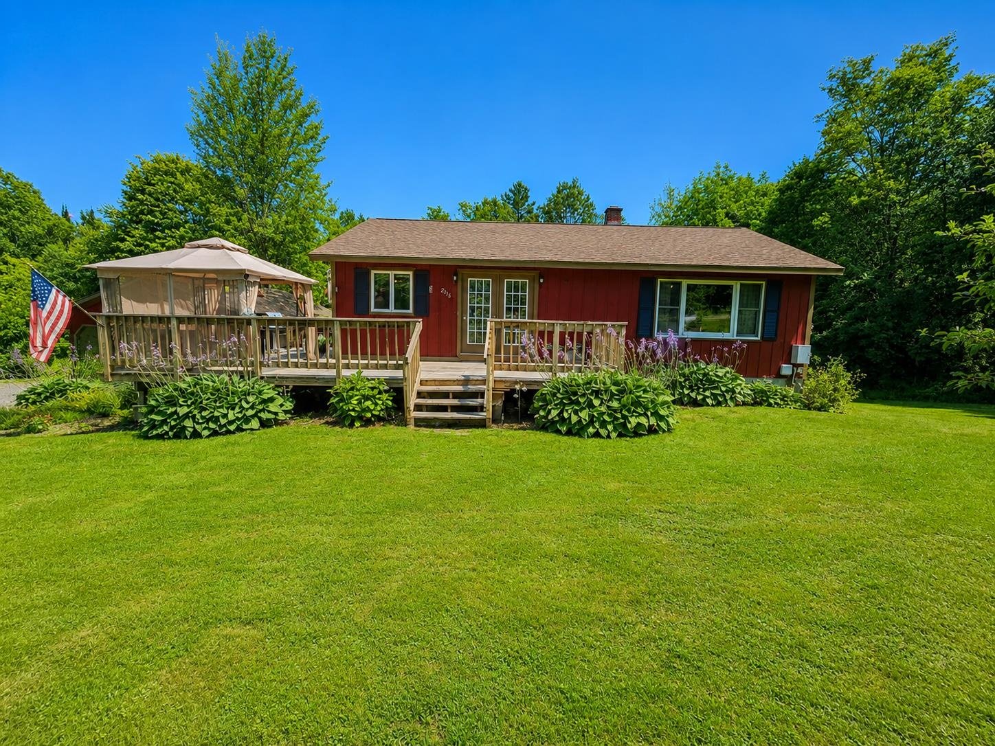 main property photo 28