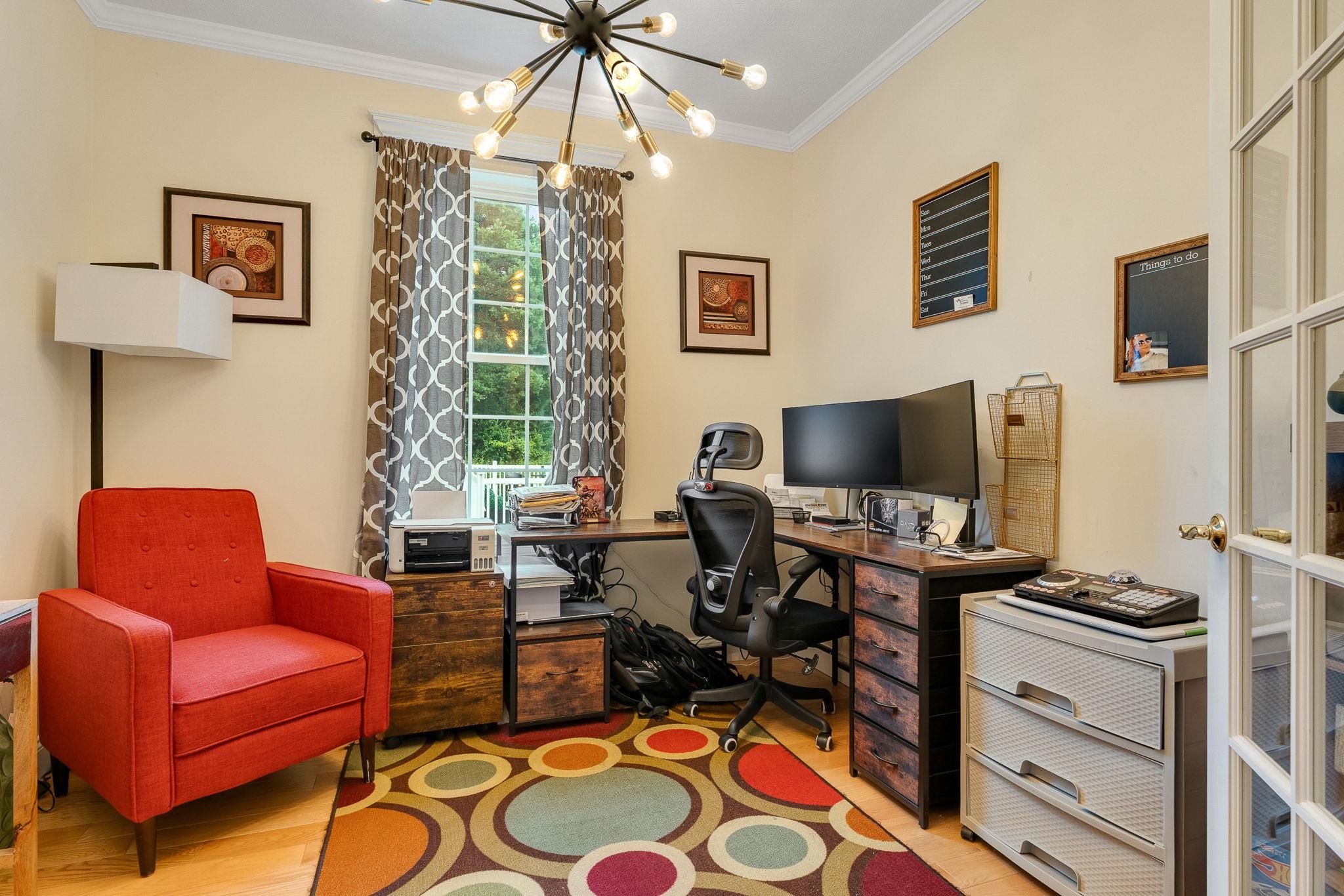 main property photo 30