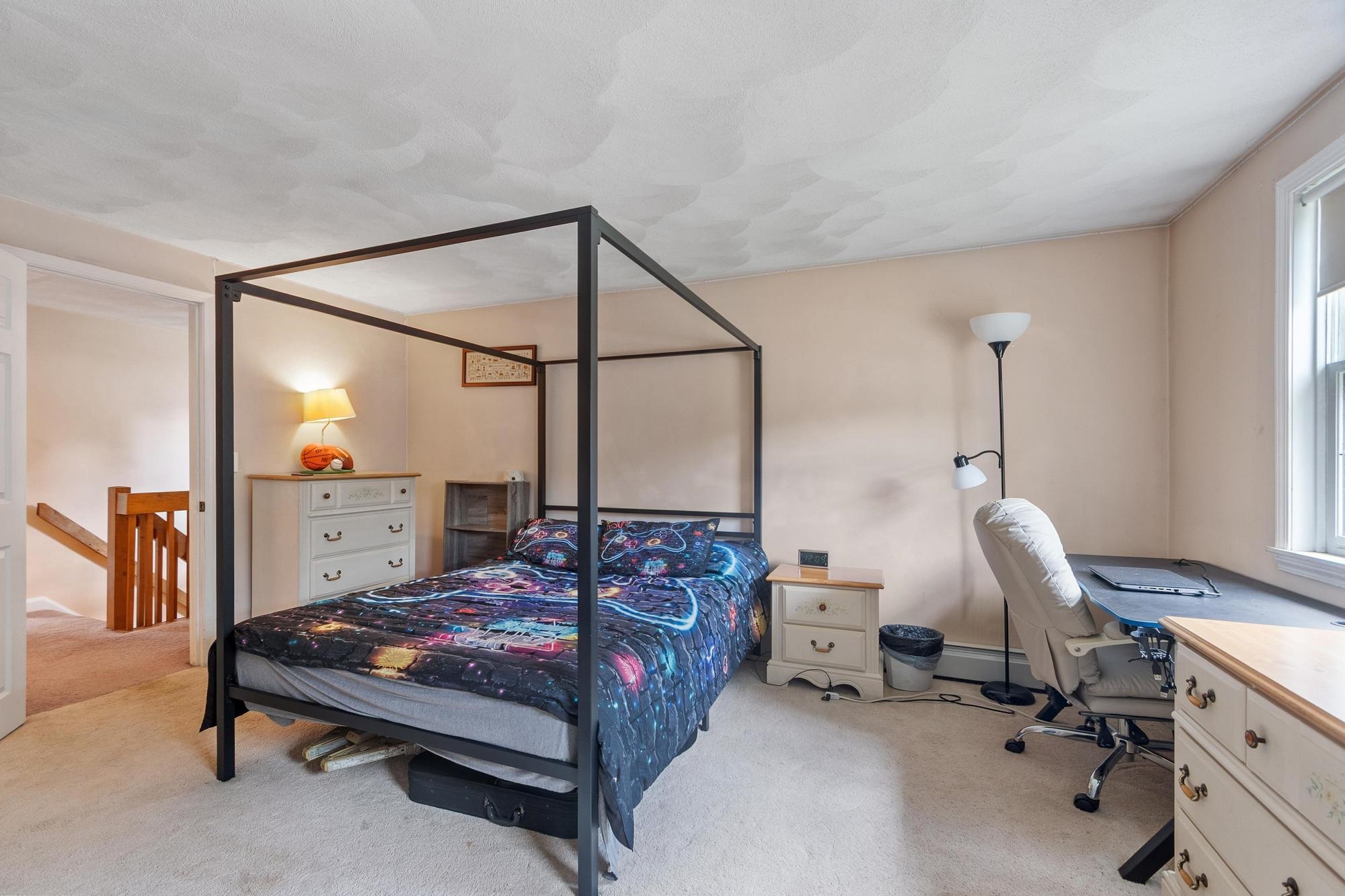 main property photo 16