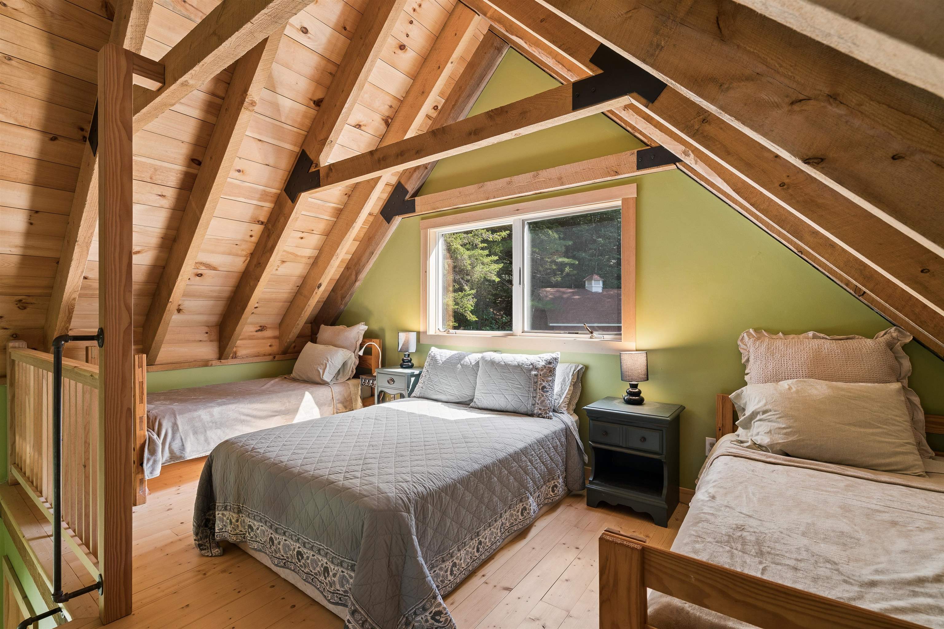 main property photo 36