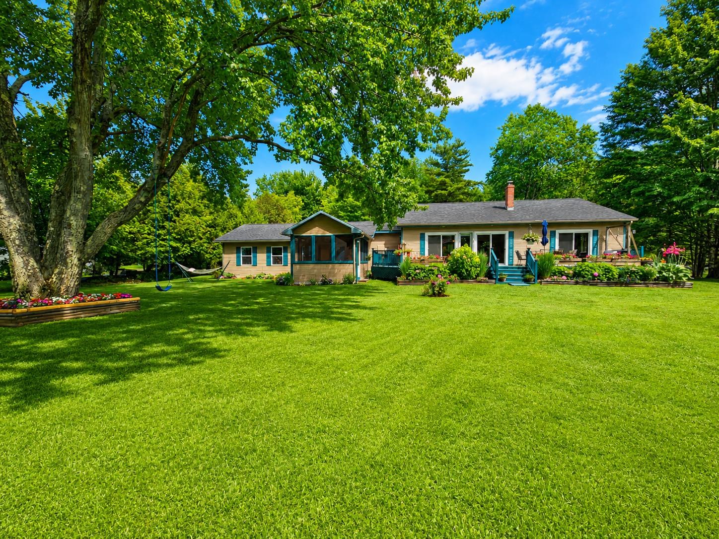 main property photo 50