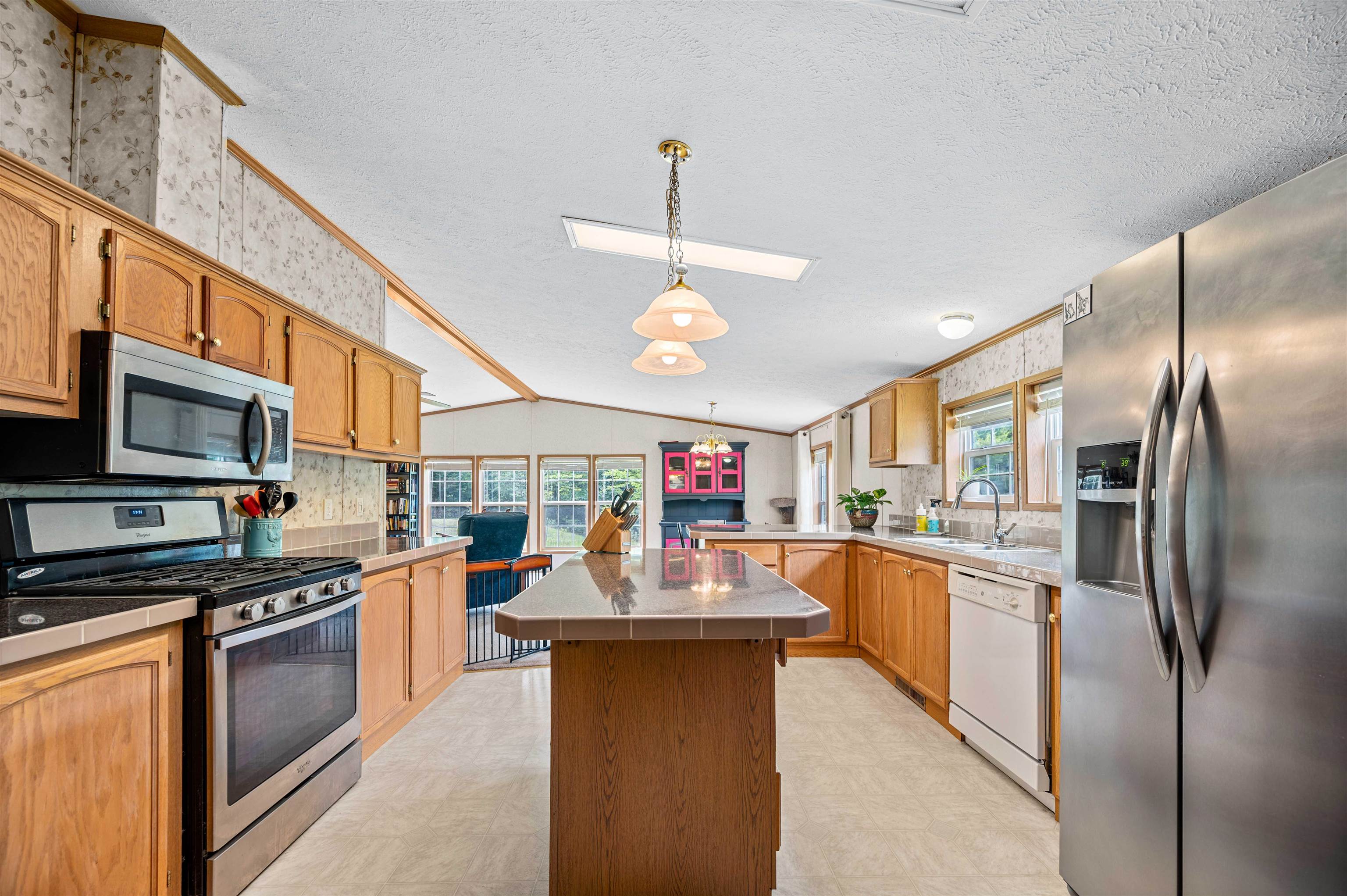 main property photo 17