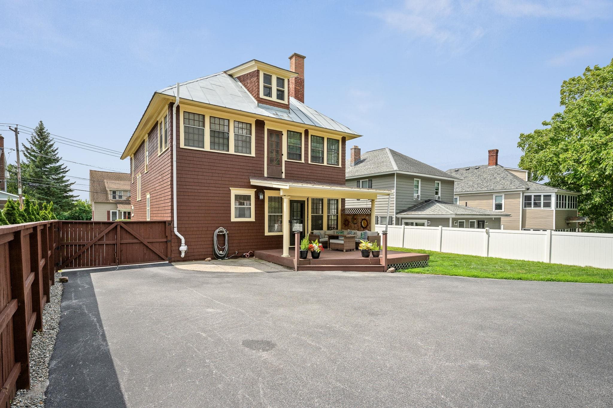 main property photo 42