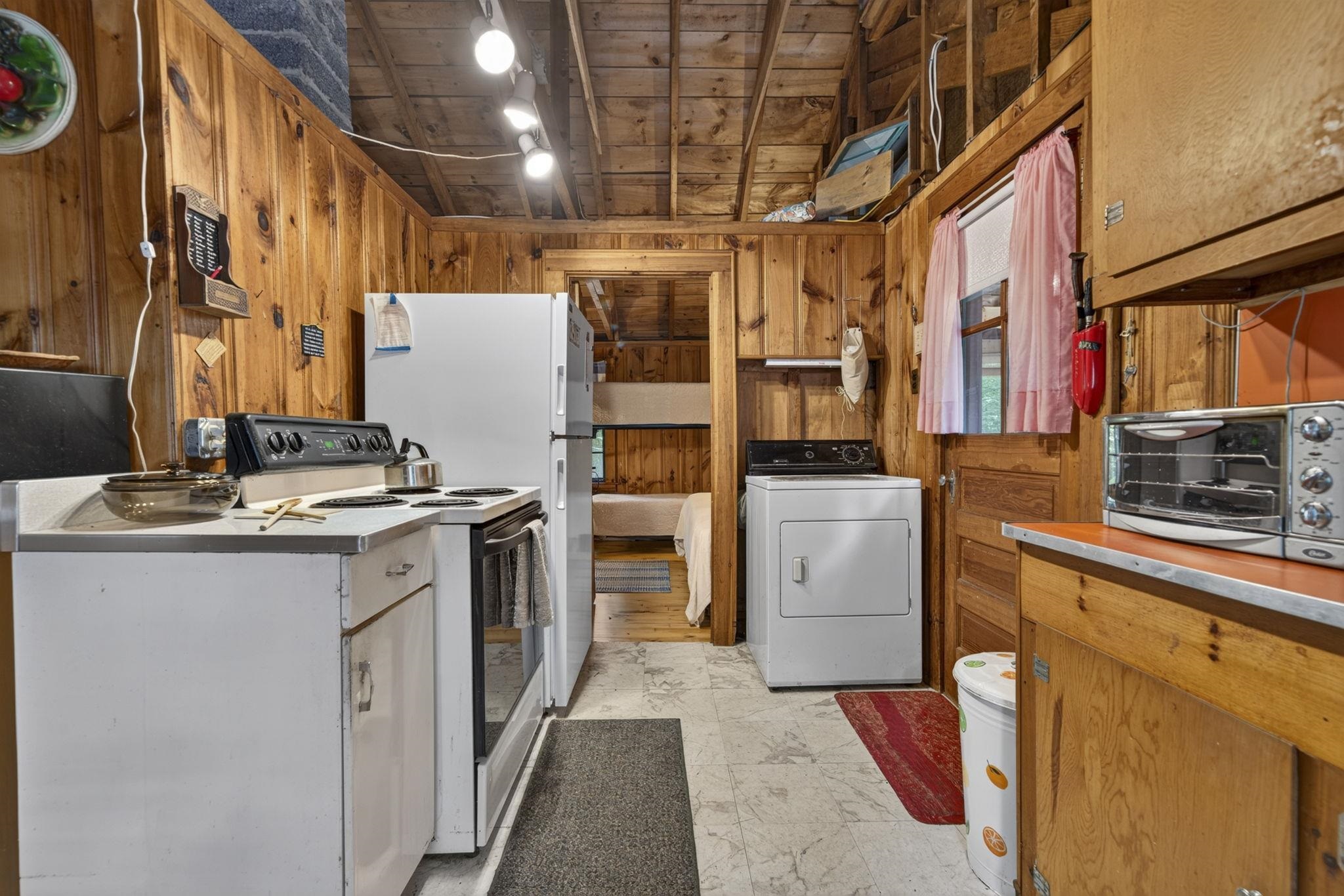 property viewer photo 12