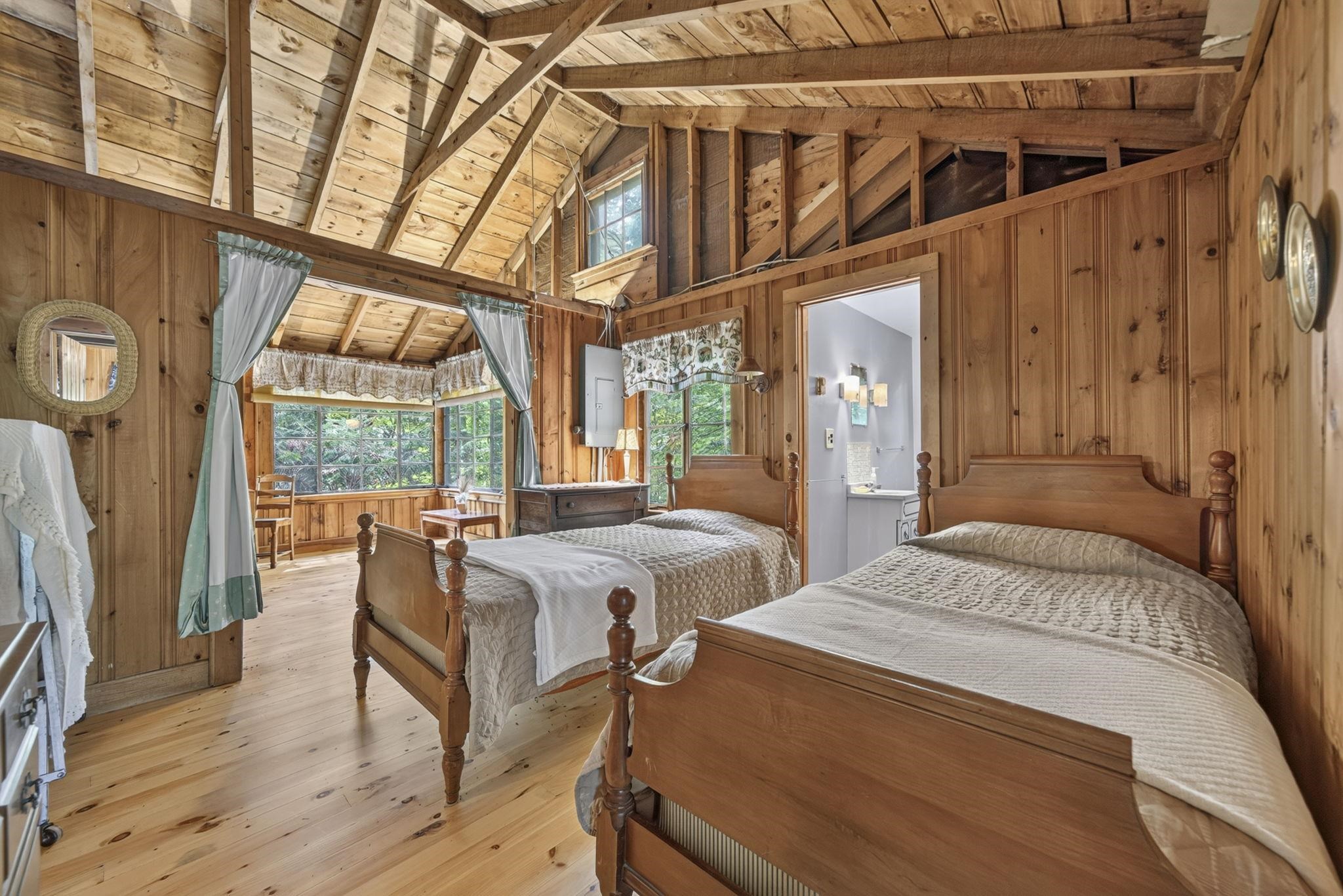 property viewer photo 18