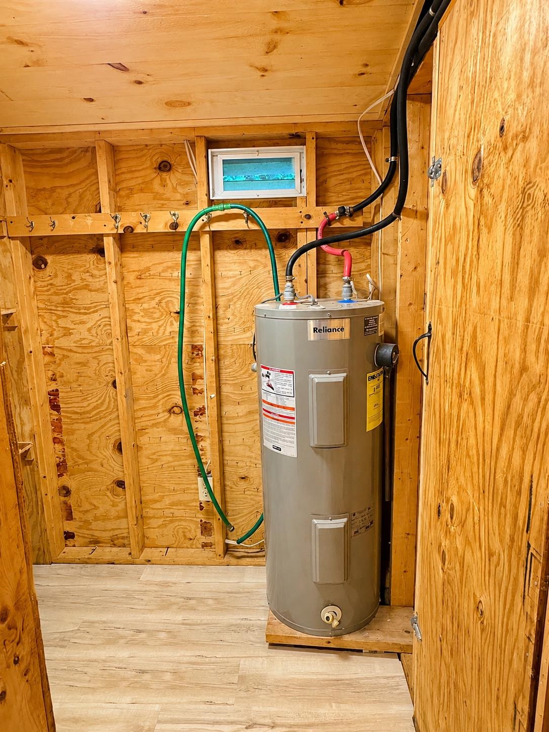 main property photo 13