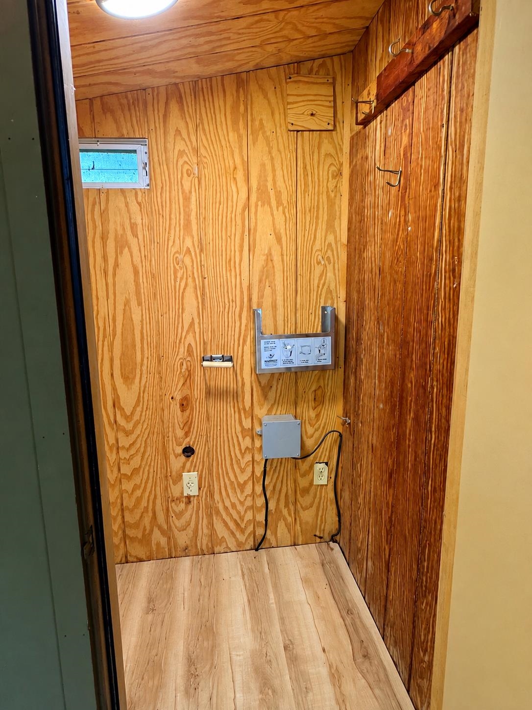 main property photo 14