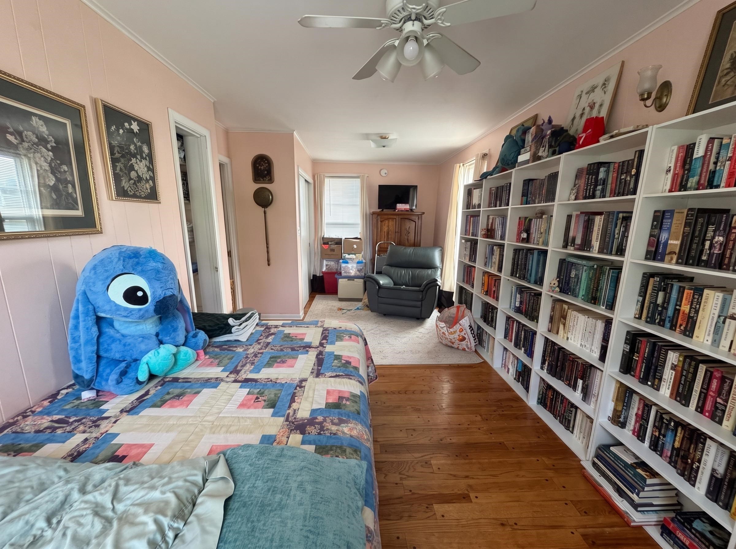 main property photo 10