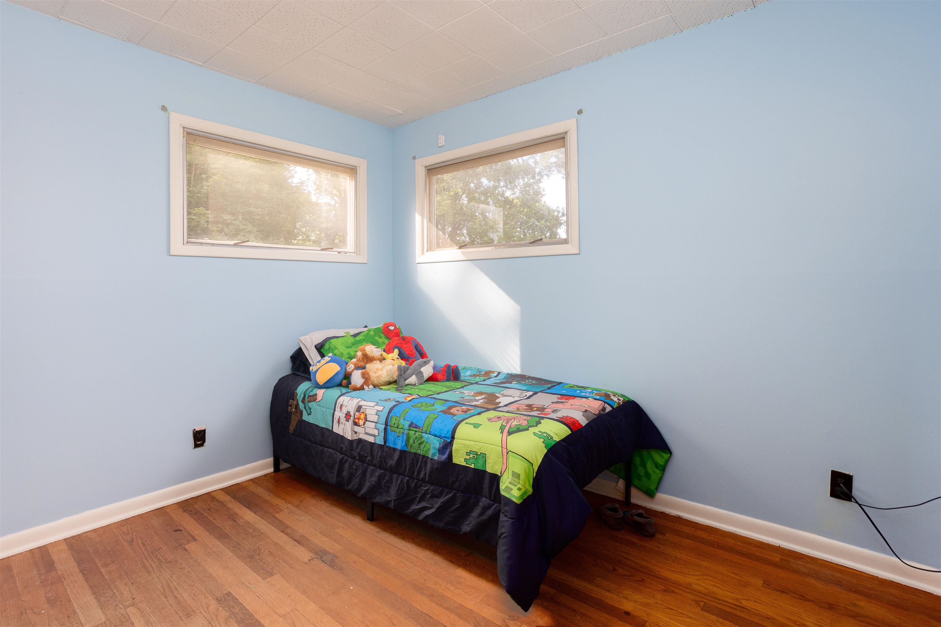 main property photo 15
