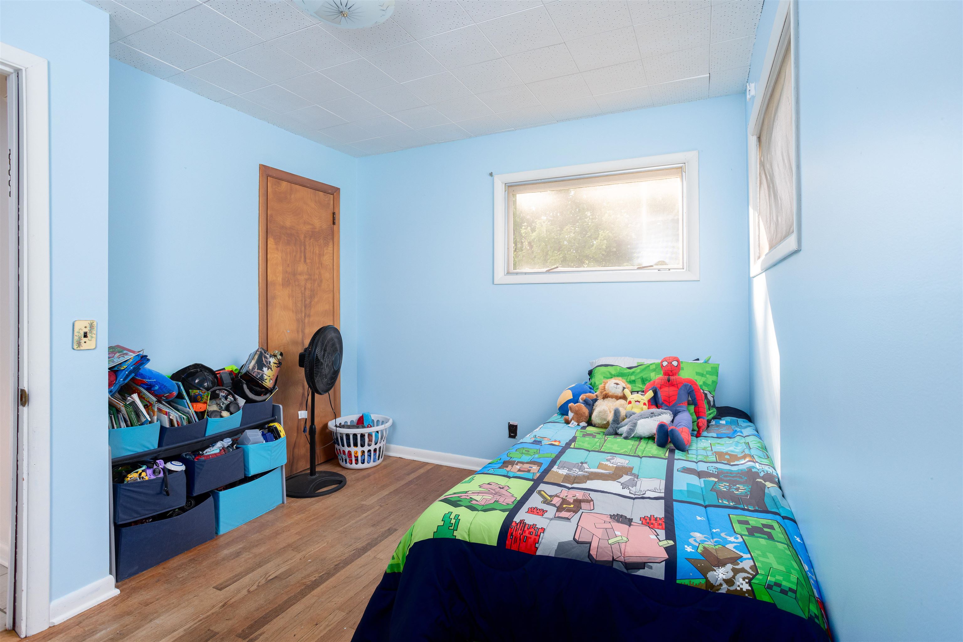 main property photo 16
