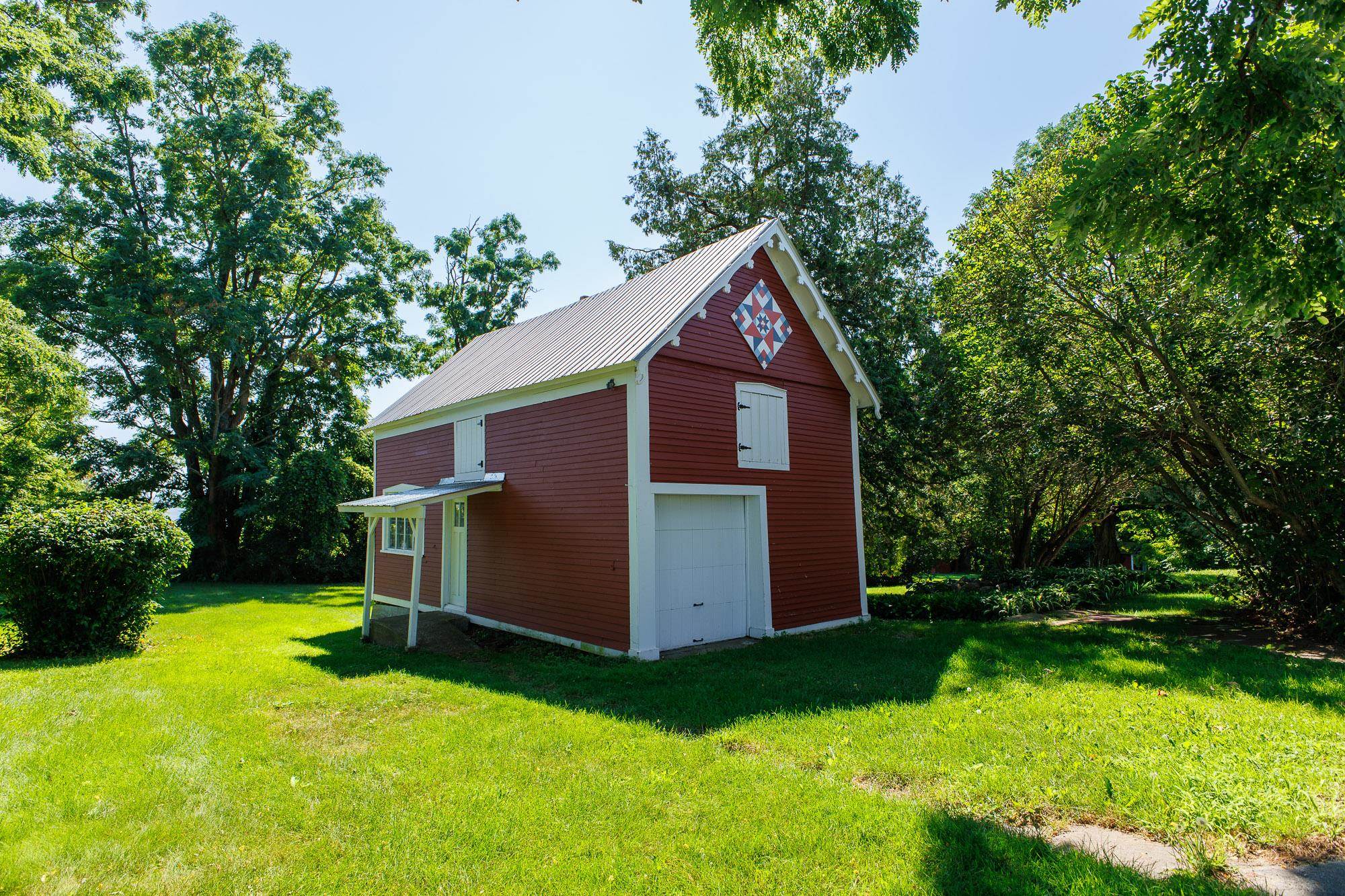 main property photo 42