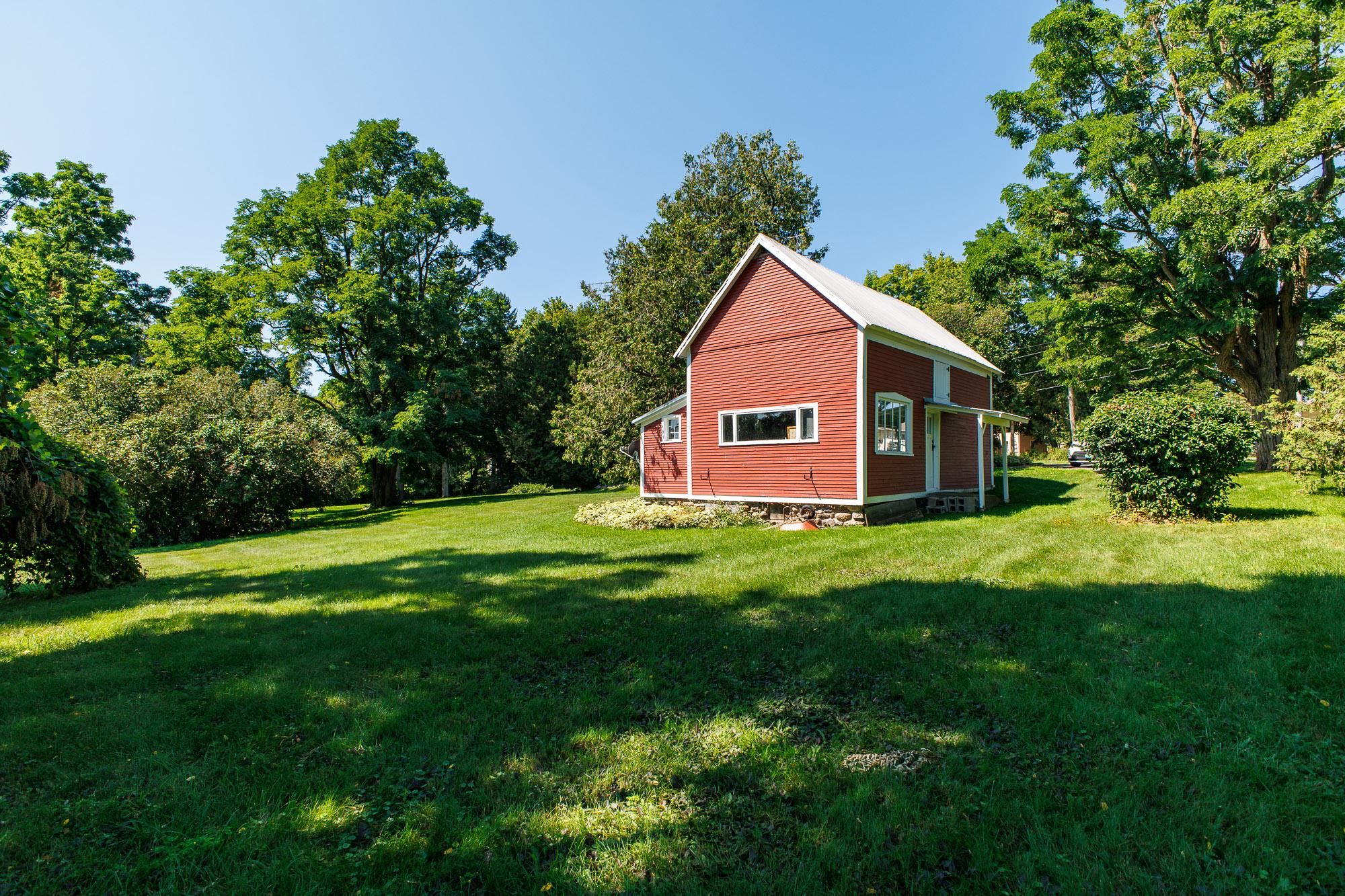 main property photo 51