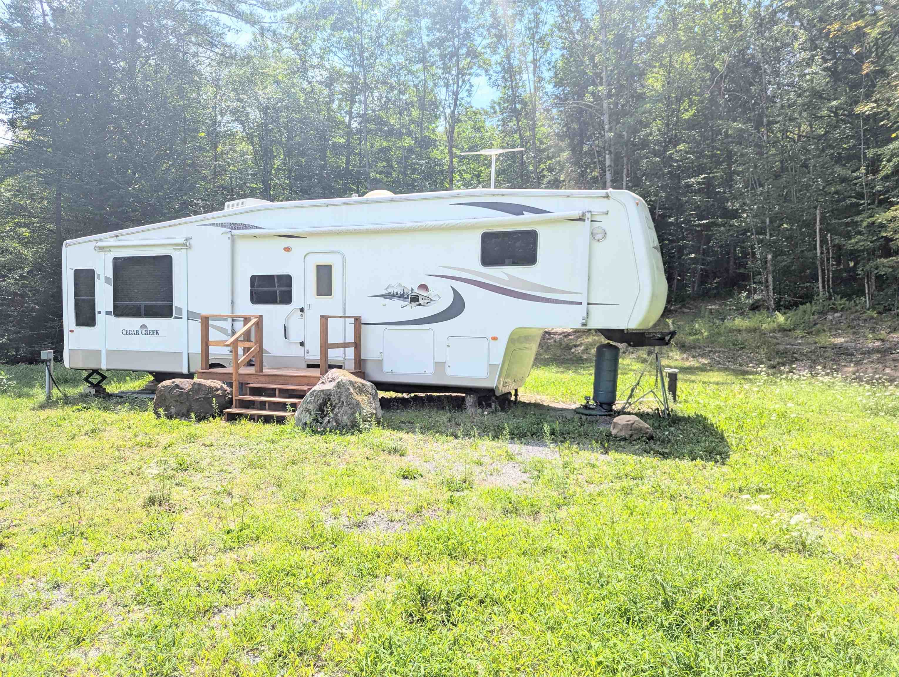 main property photo 29