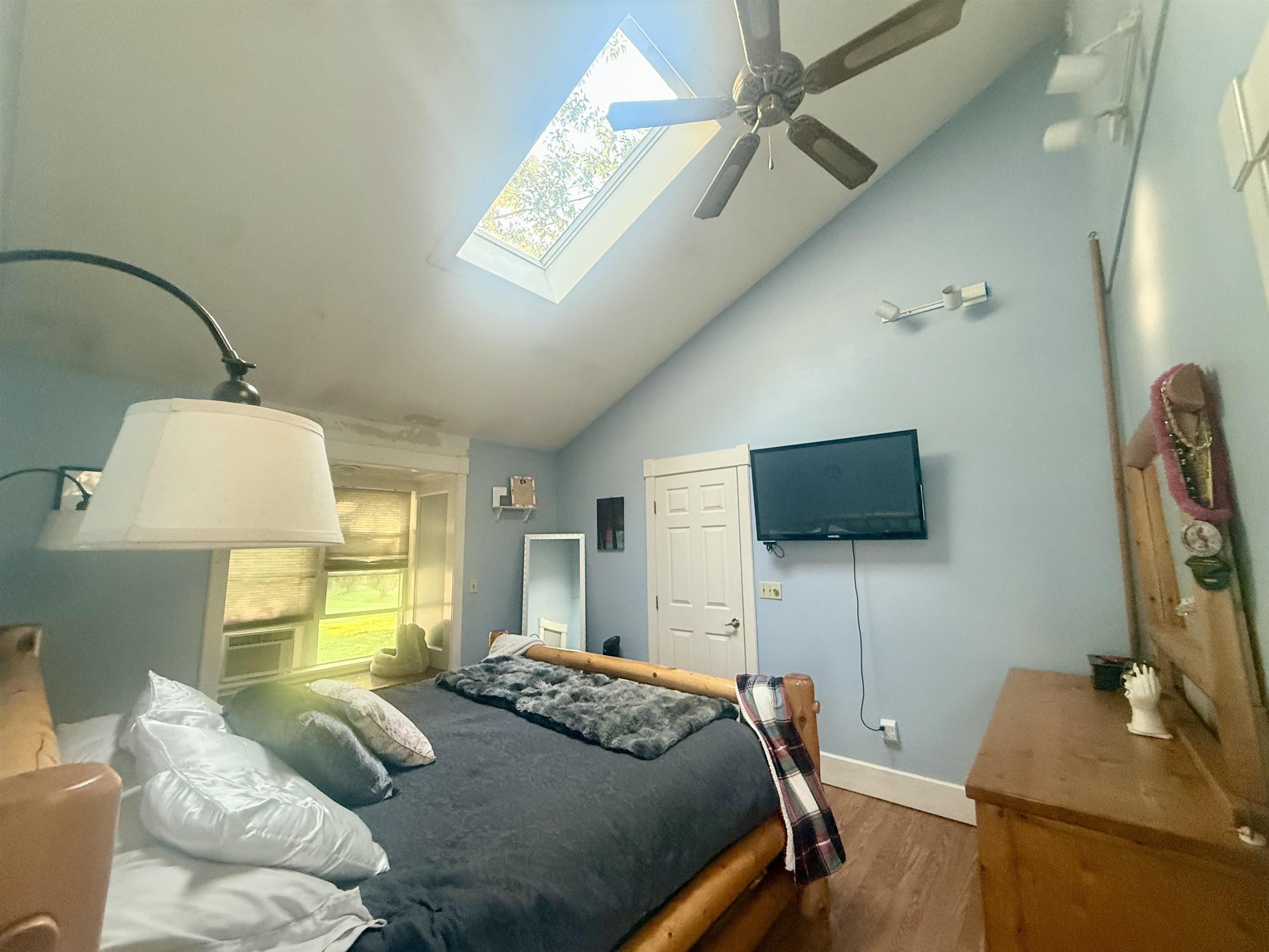 main property photo 41