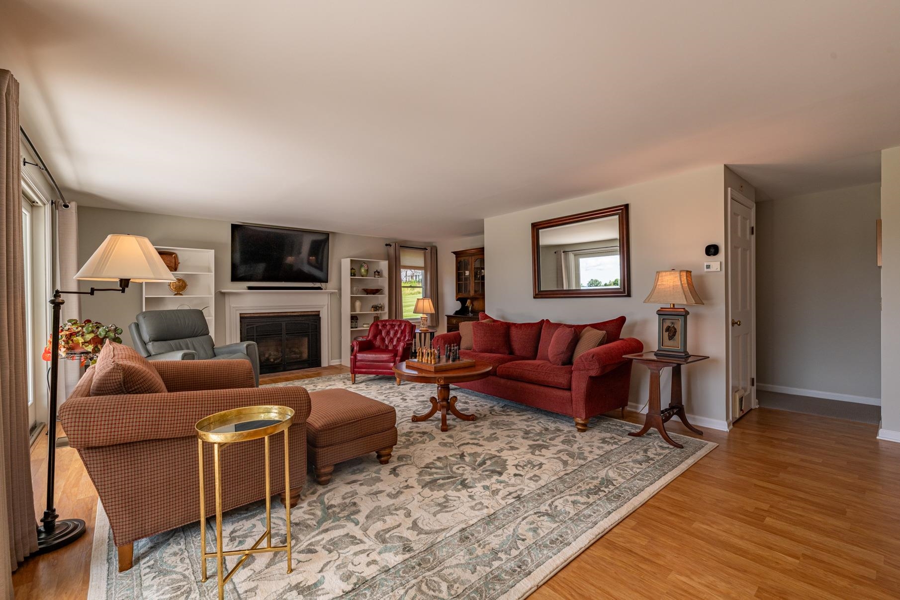 main property photo 9