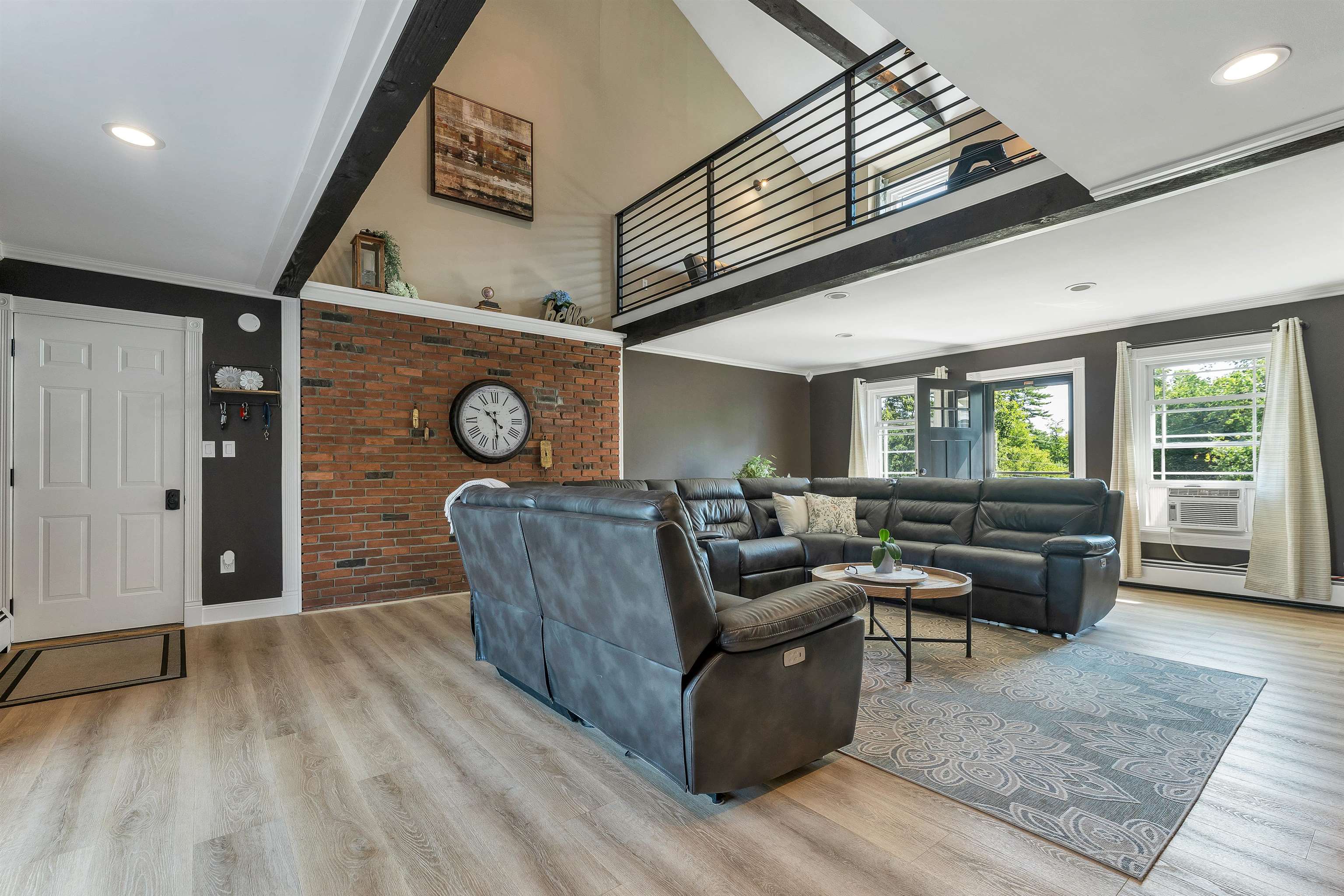 main property photo 25