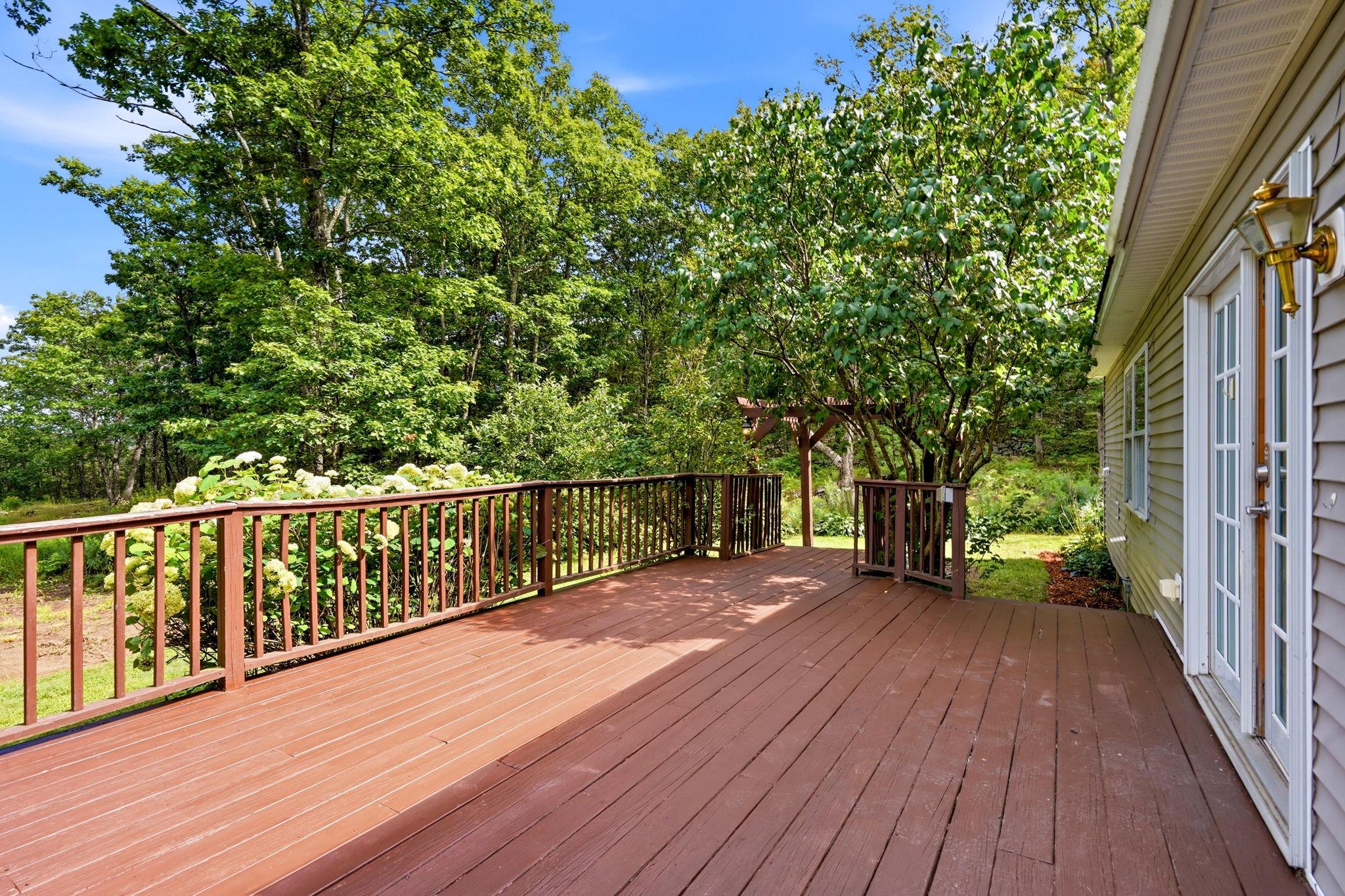 main property photo 32