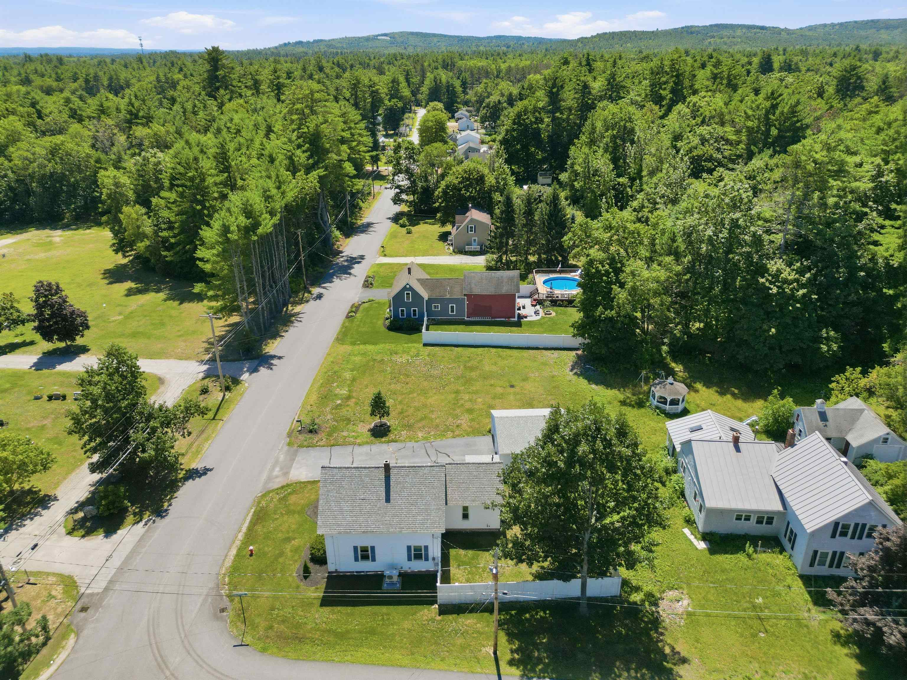 main property photo 50