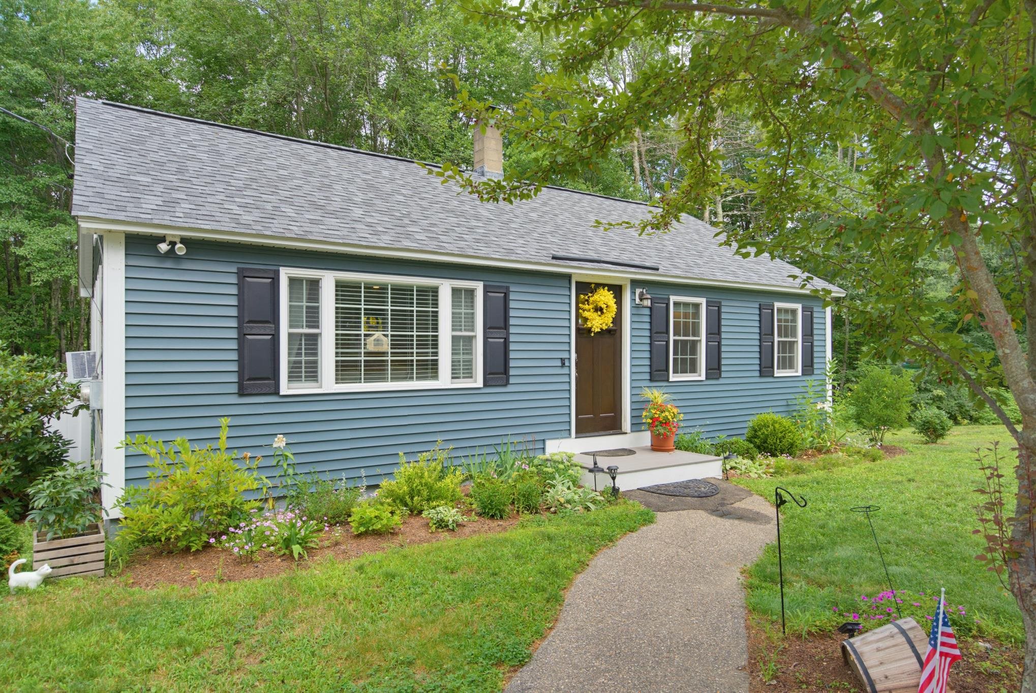 main property photo 36