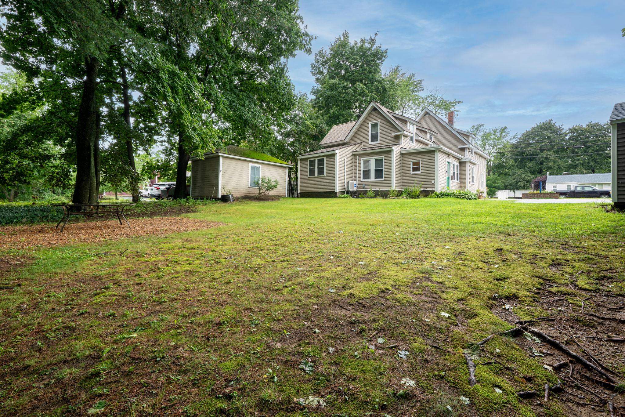 main property photo 39