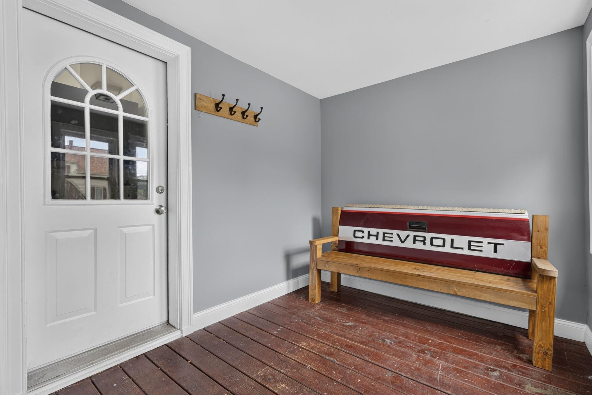 main property photo 5