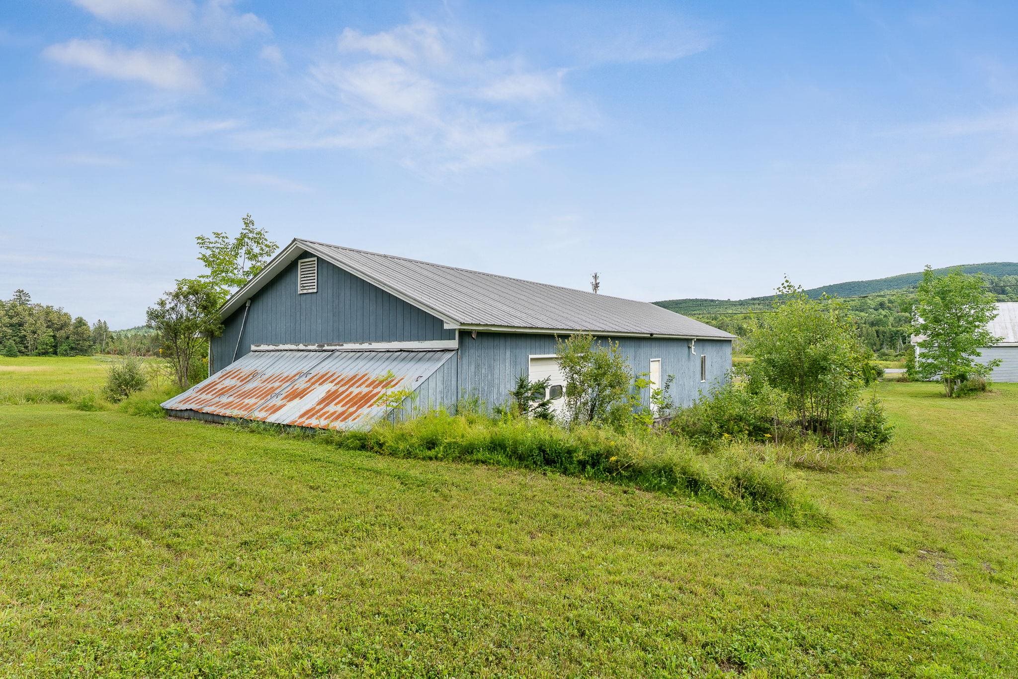 main property photo 38