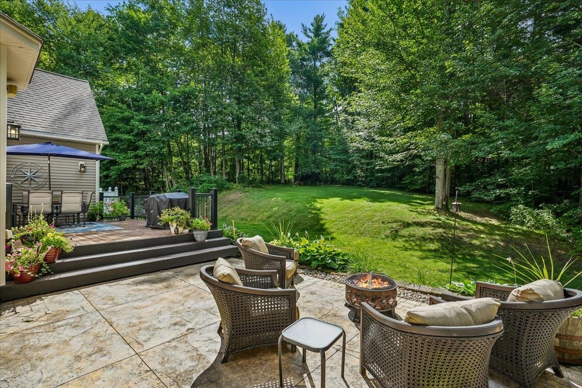 main property photo 50
