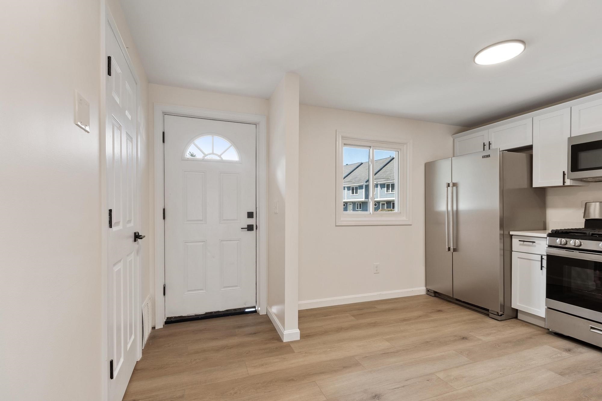 property viewer photo 2
