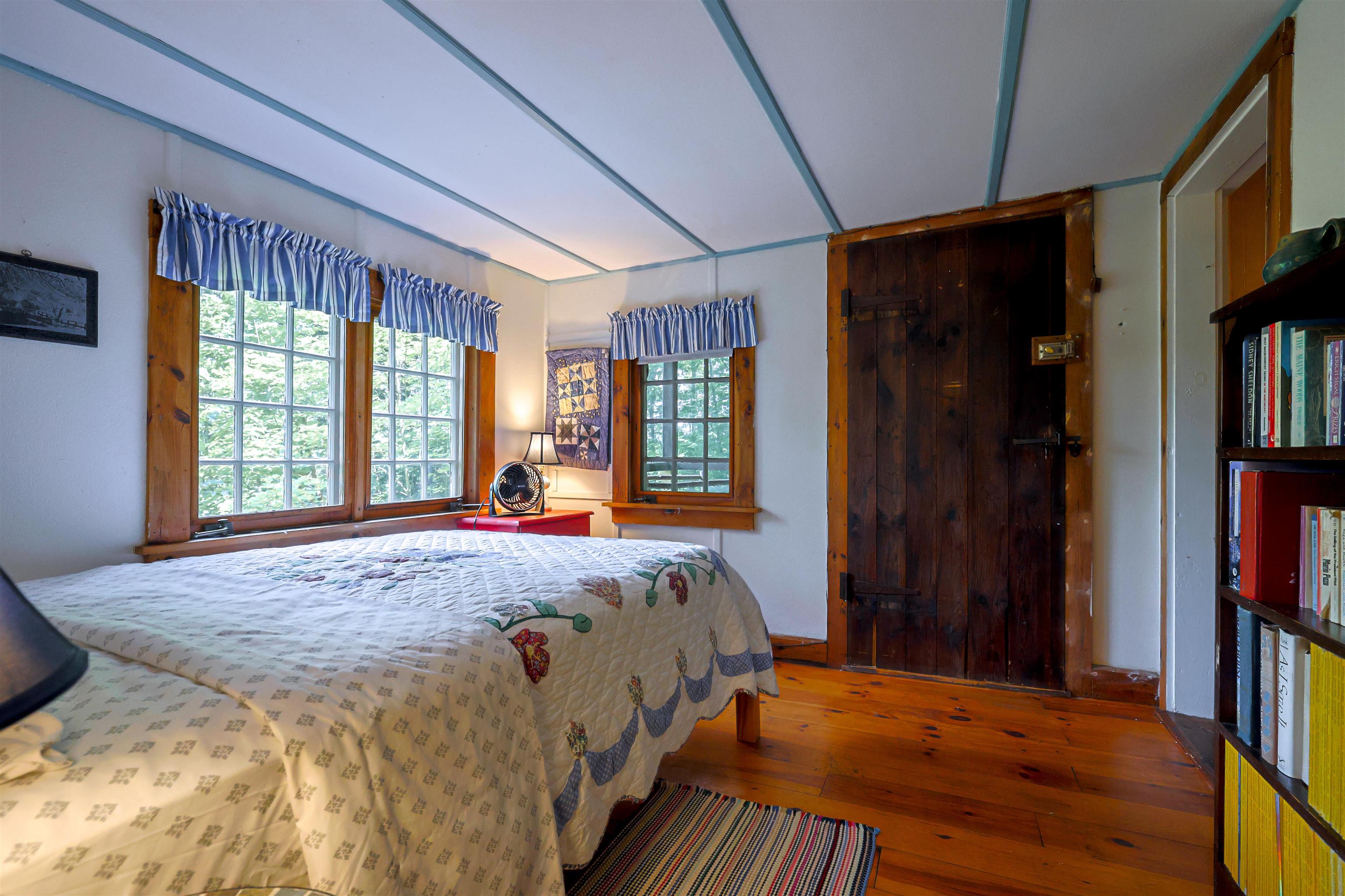 main property photo 24