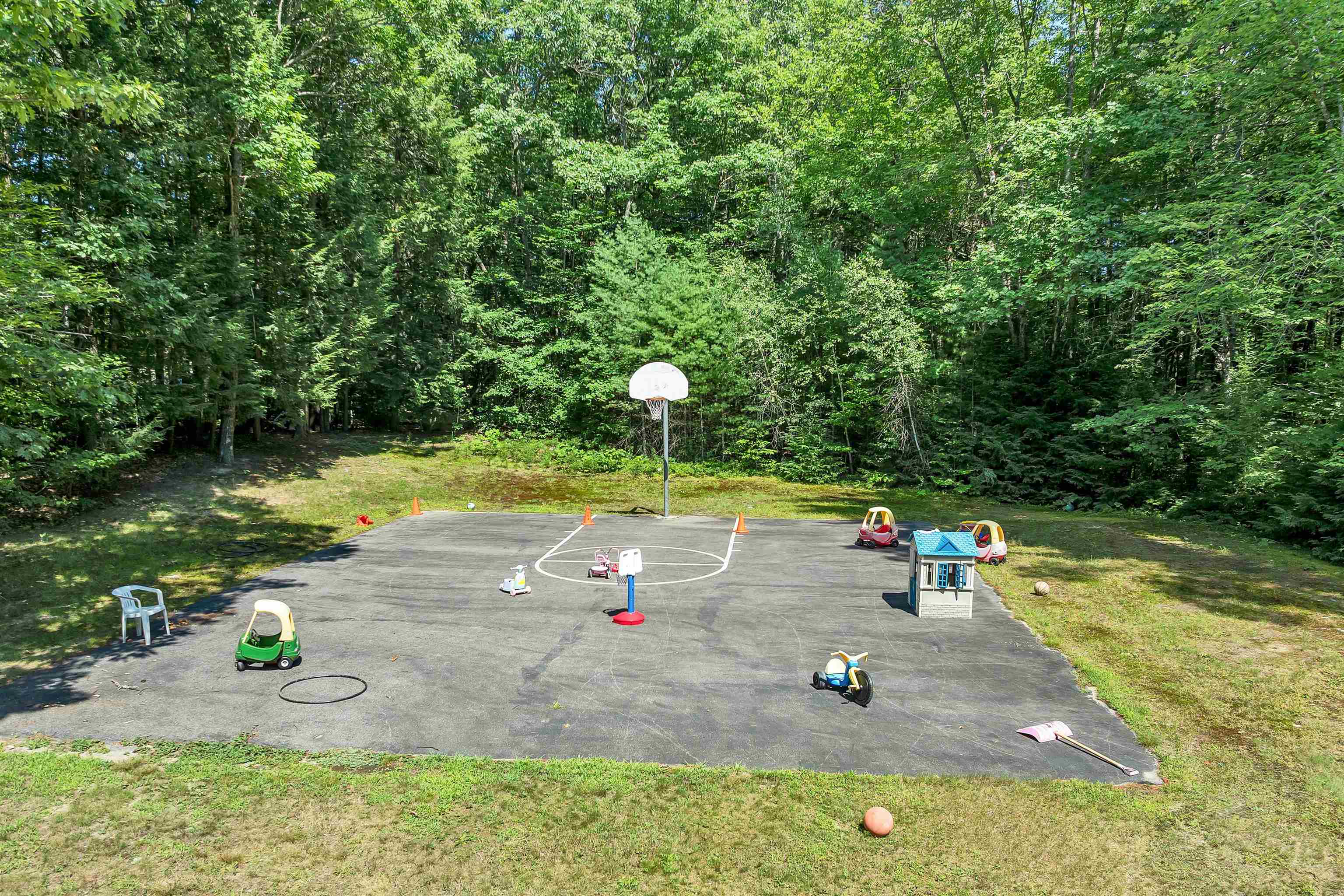 main property photo 8