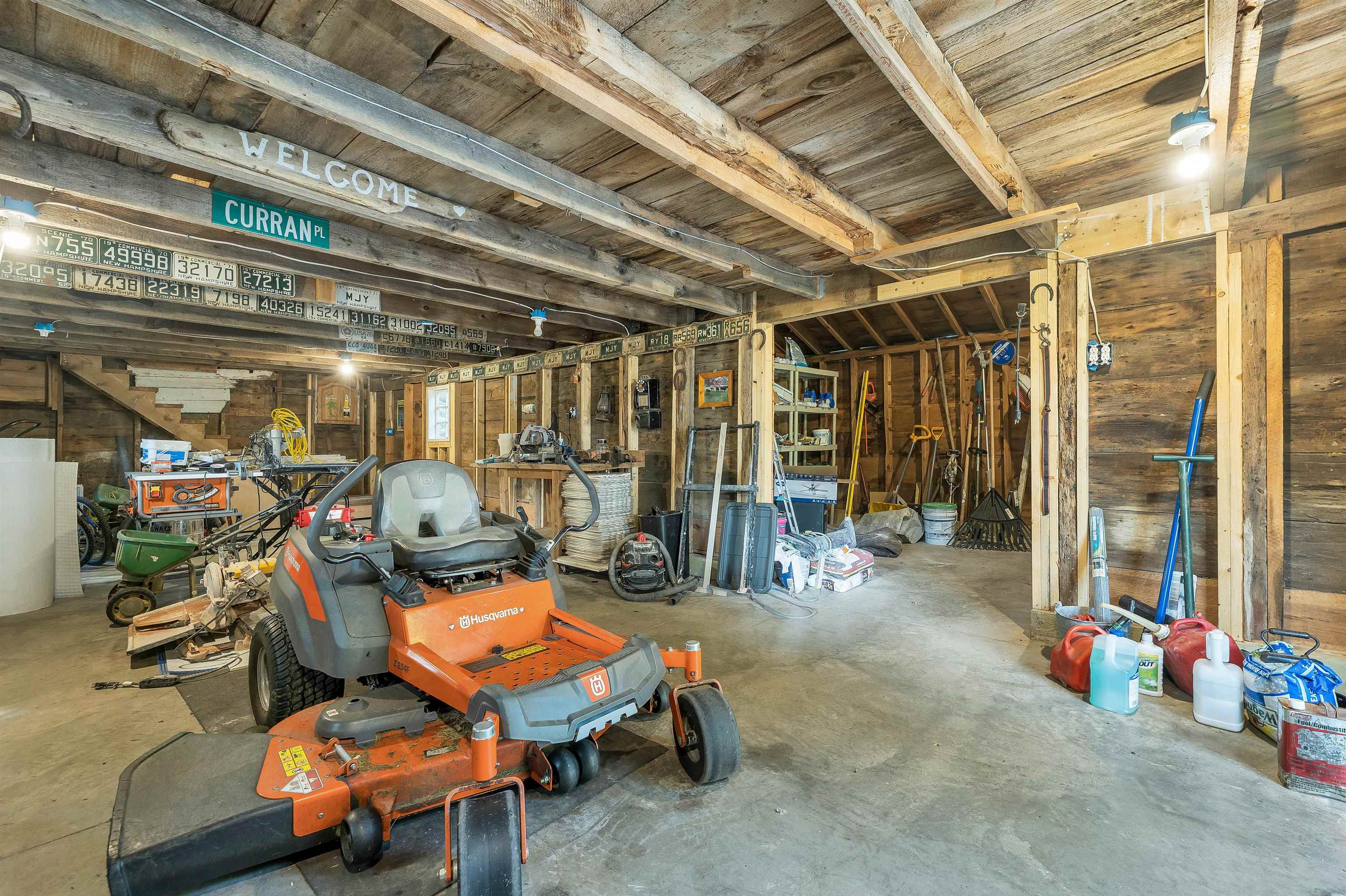 main property photo 8