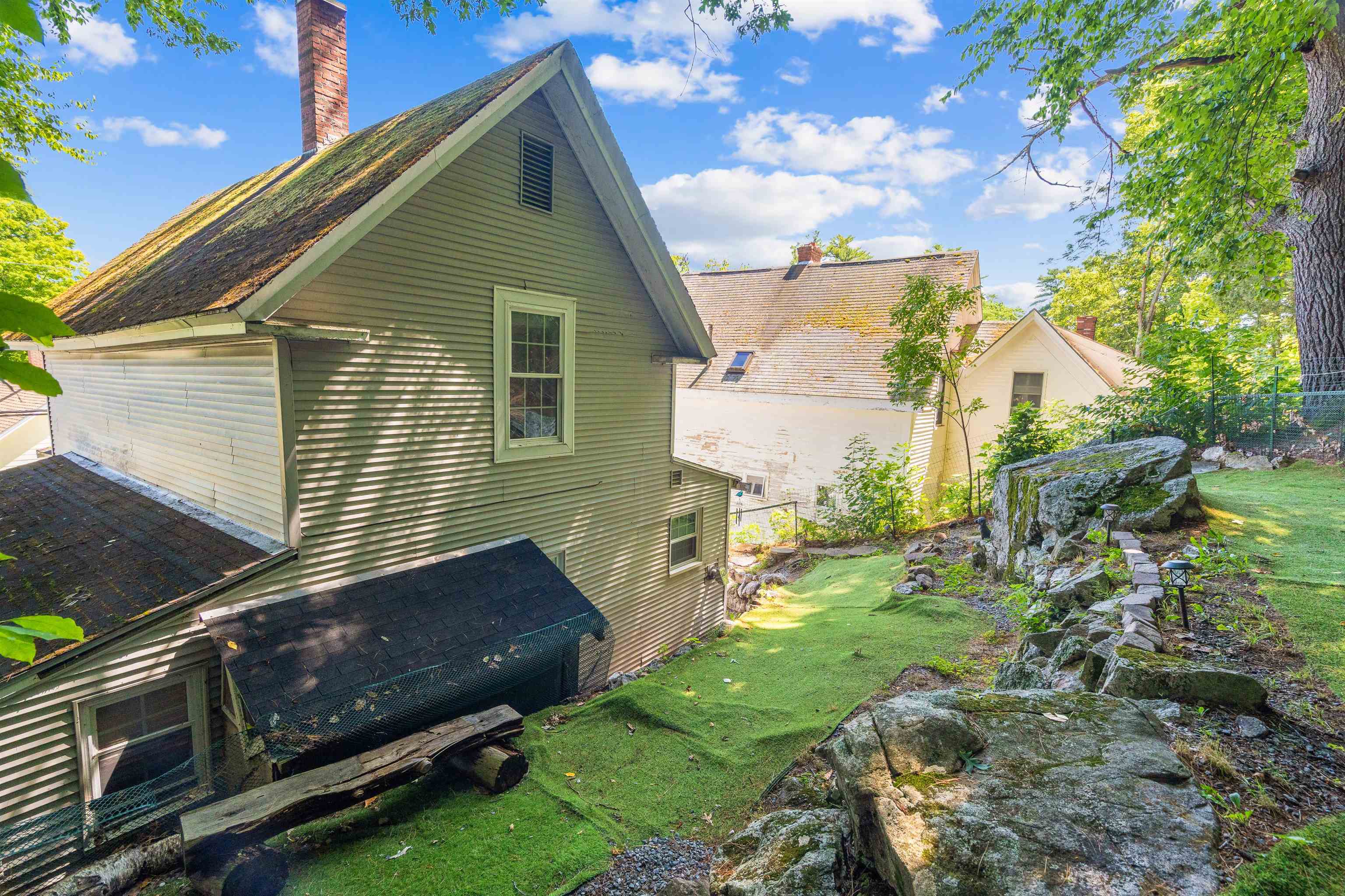 main property photo 23
