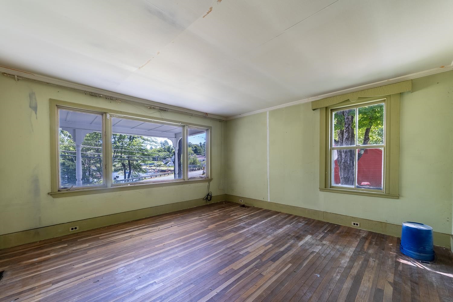 main property photo 20