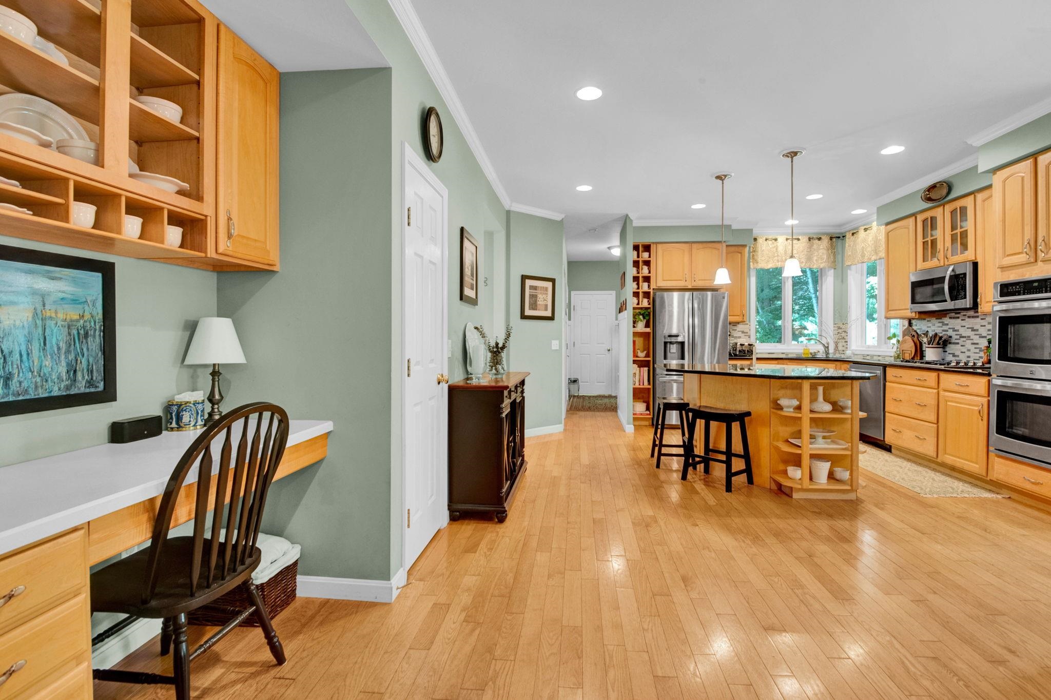 main property photo 8