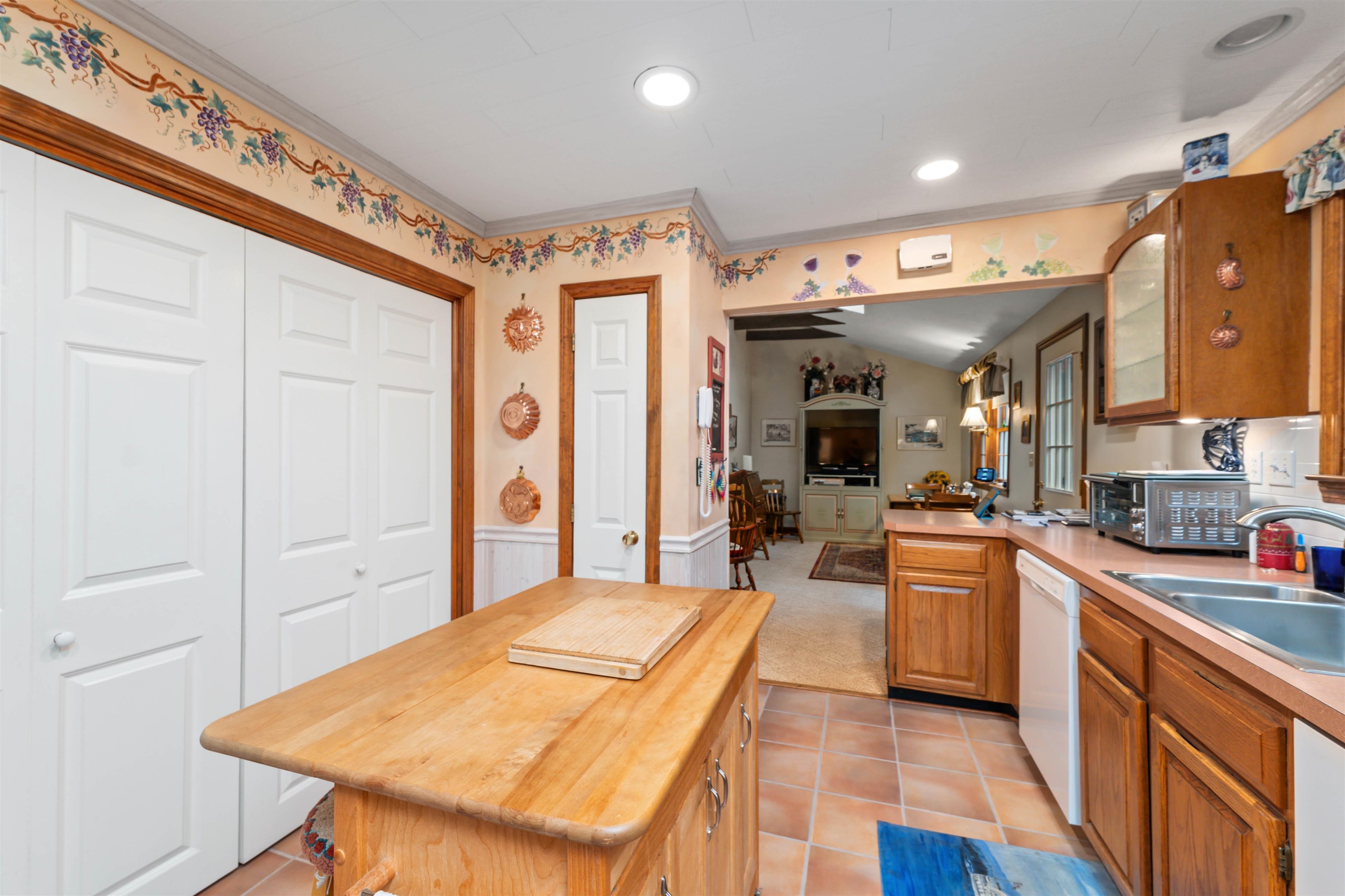 main property photo 15