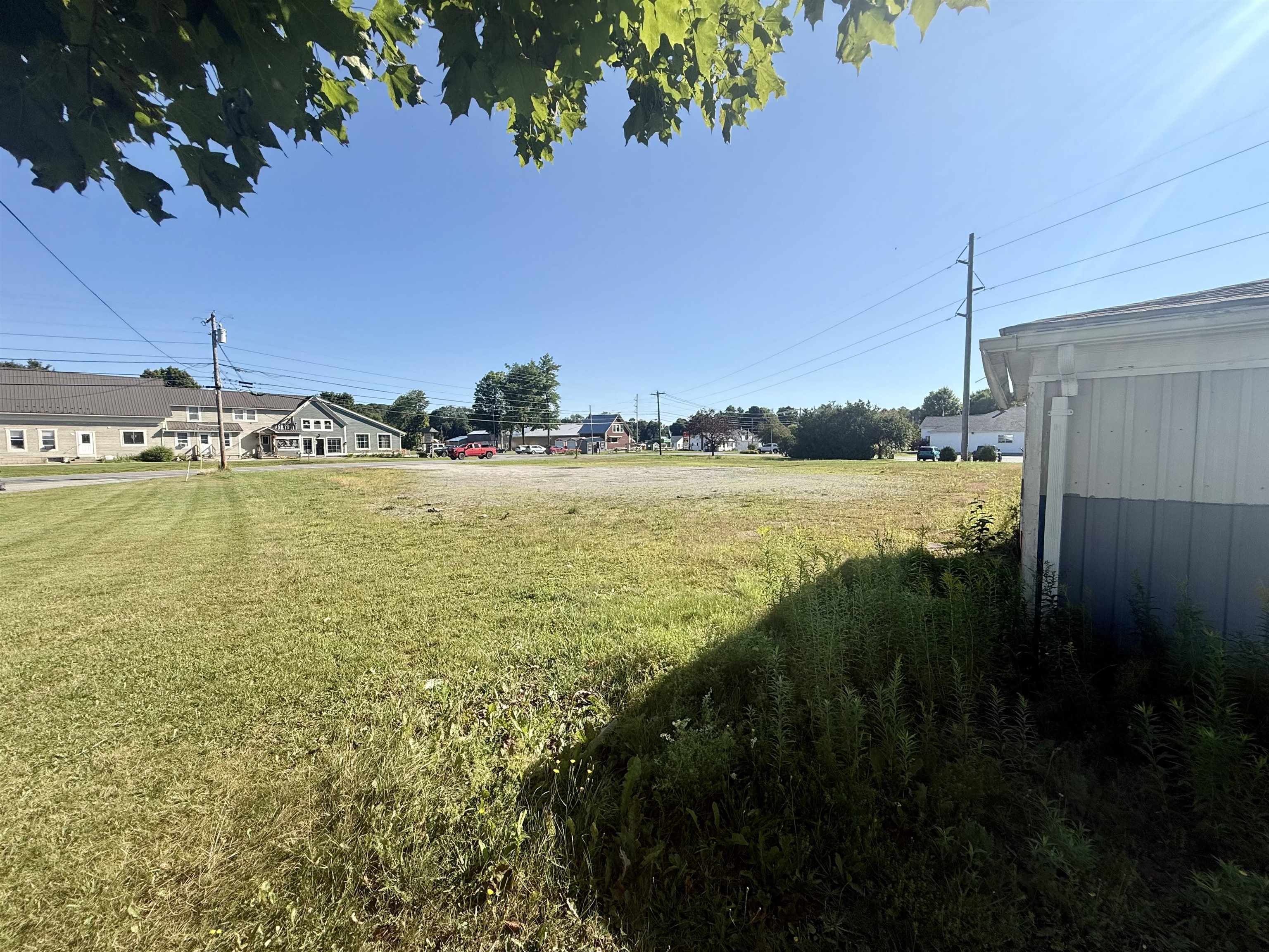 main property photo 12