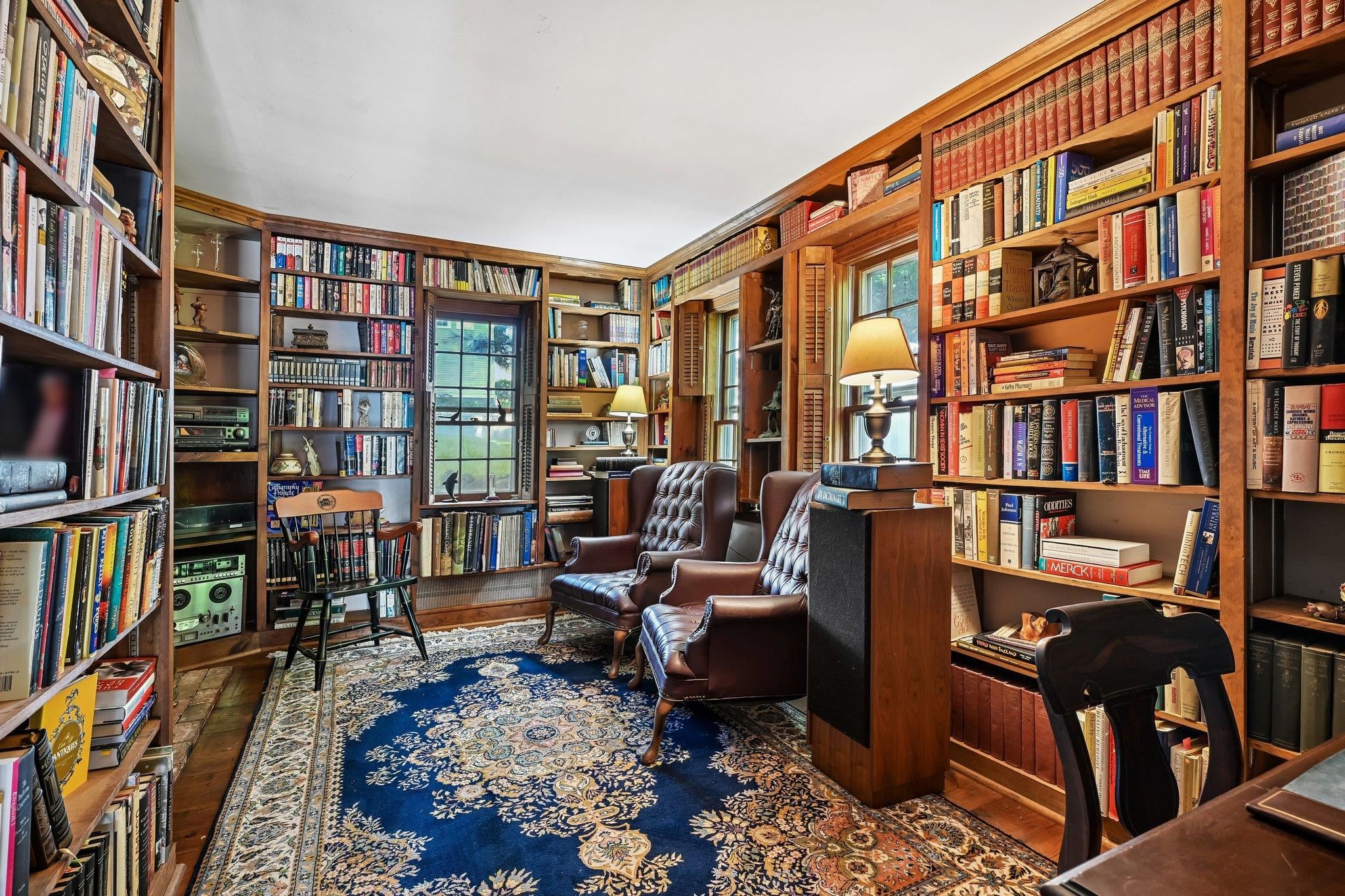 main property photo 13