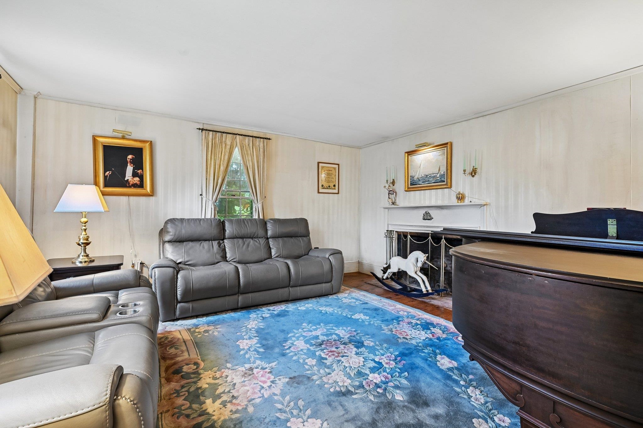 main property photo 9