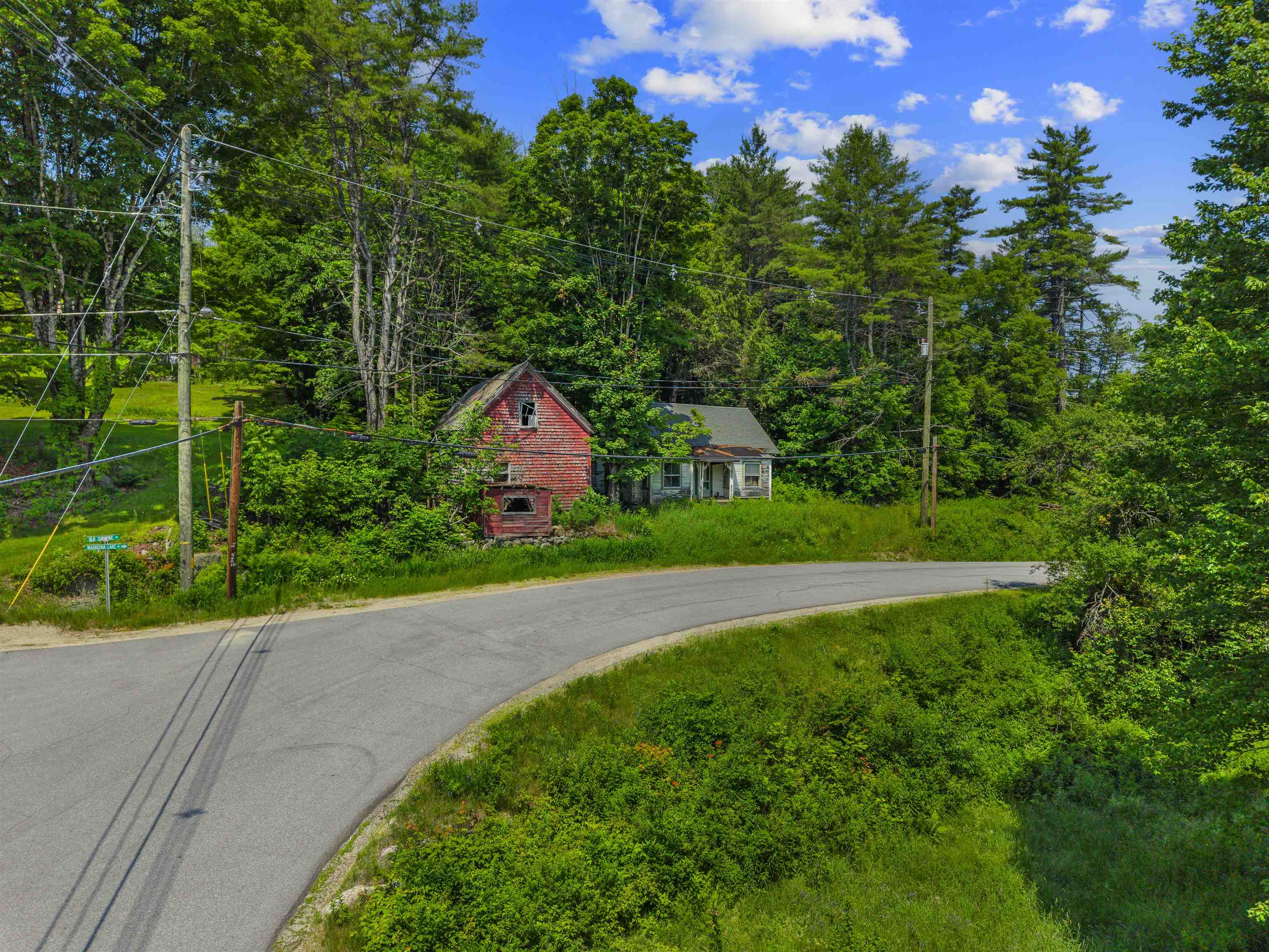 main property photo 3