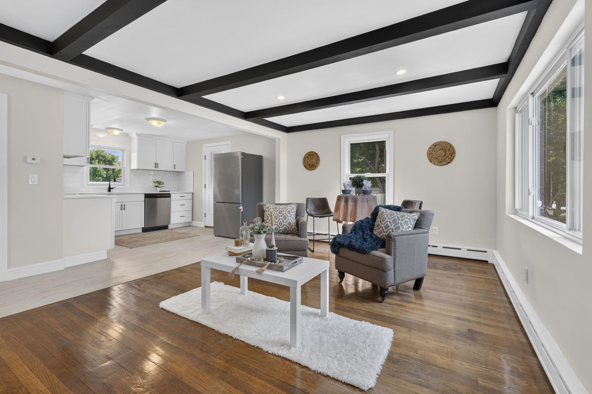 property viewer photo 1