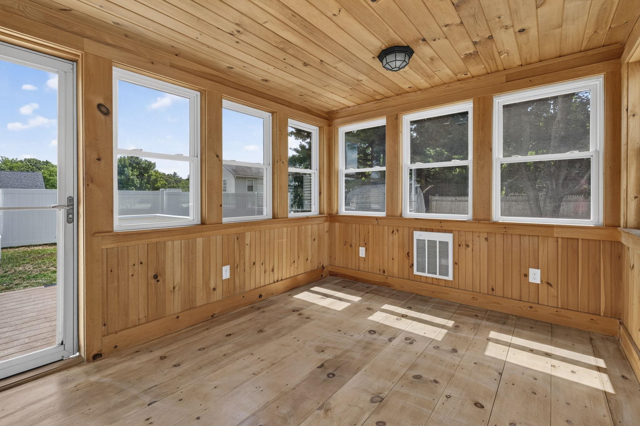 property viewer photo 32