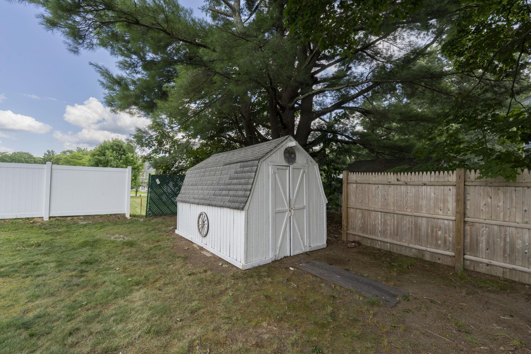 property viewer photo 41