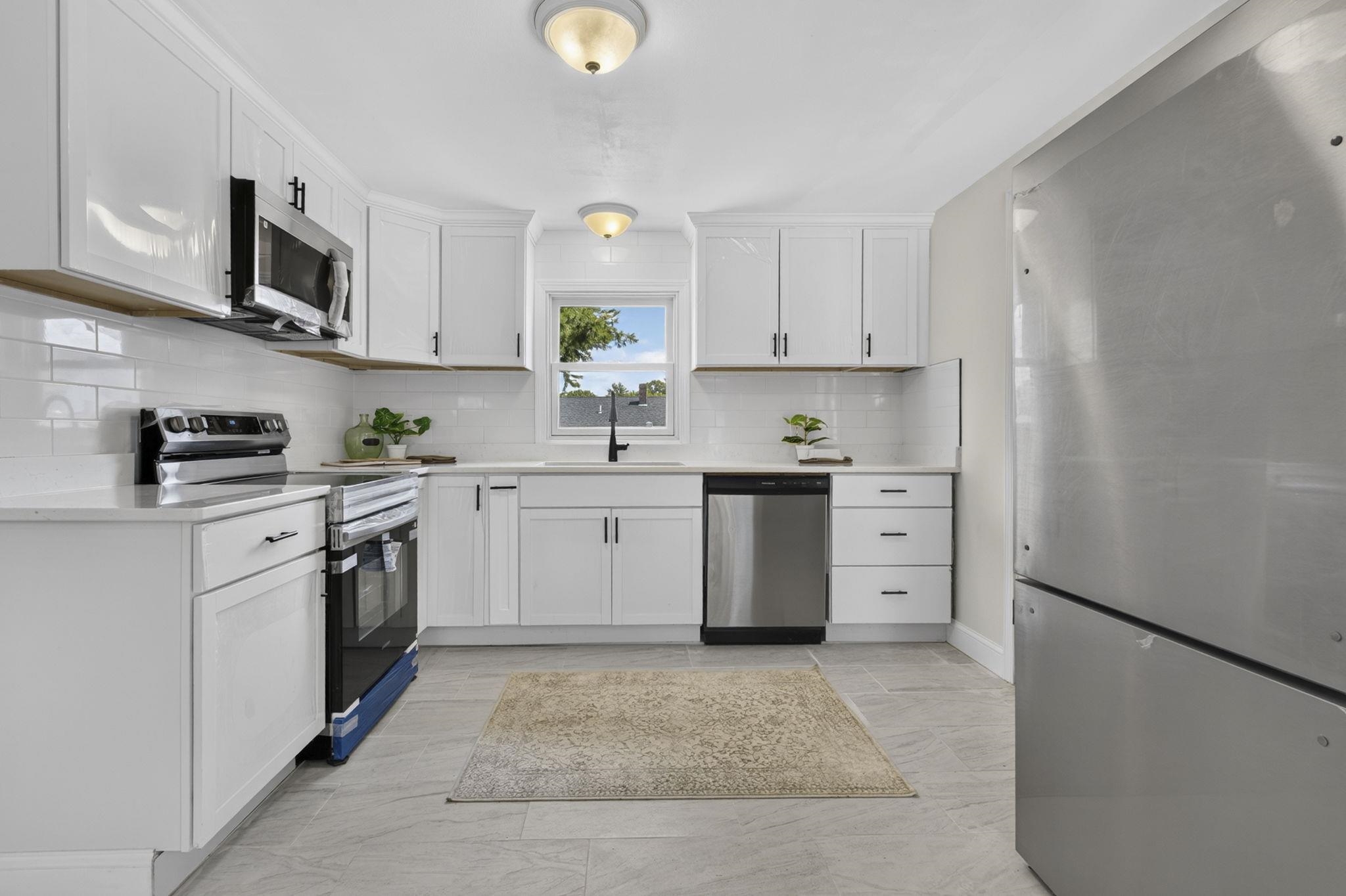 property viewer photo 5