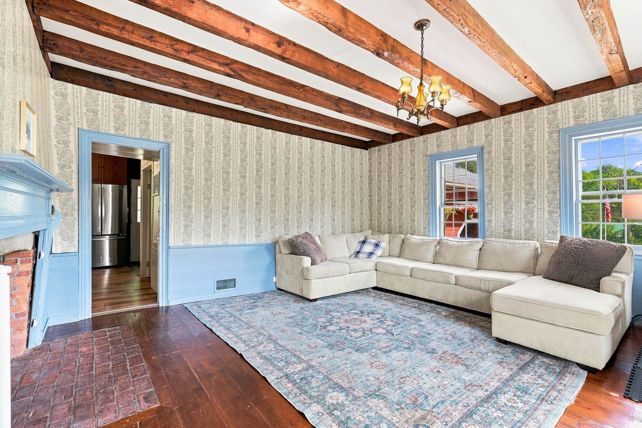 main property photo 17